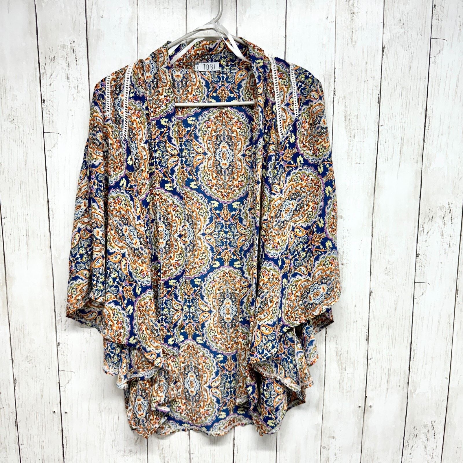 Other Tobi Sz Small Boho Top Paisley Print Kimono Lace Bell Sleeve Size S / US 4 / IT 40 - 1 Thumbnail