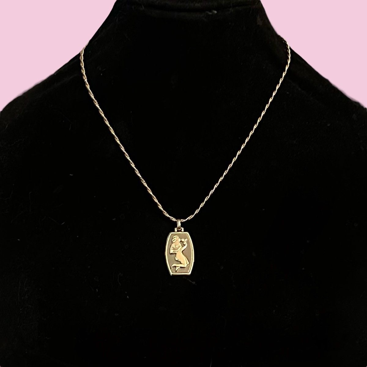 Vintage Vintage gold tone Virgo pendant necklace Size ONE SIZE - 1 Thumbnail