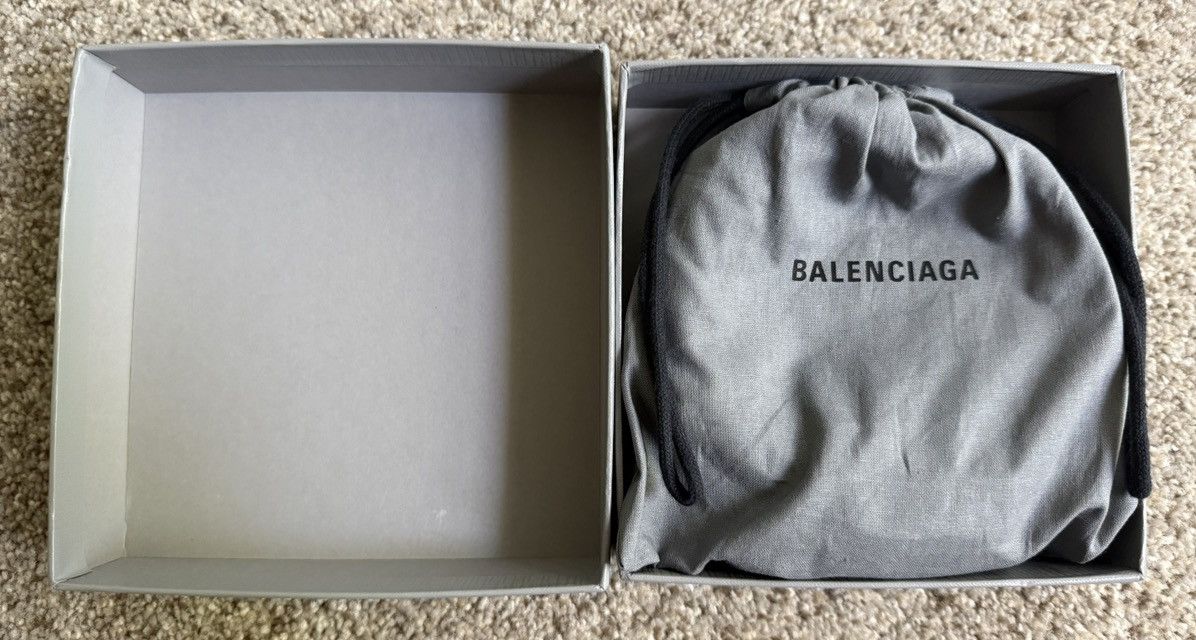 Balenciaga BALENCIAGA Men’s Black Adjustable Dress Belt with BB Buckle Size ONE SIZE - 9 Thumbnail