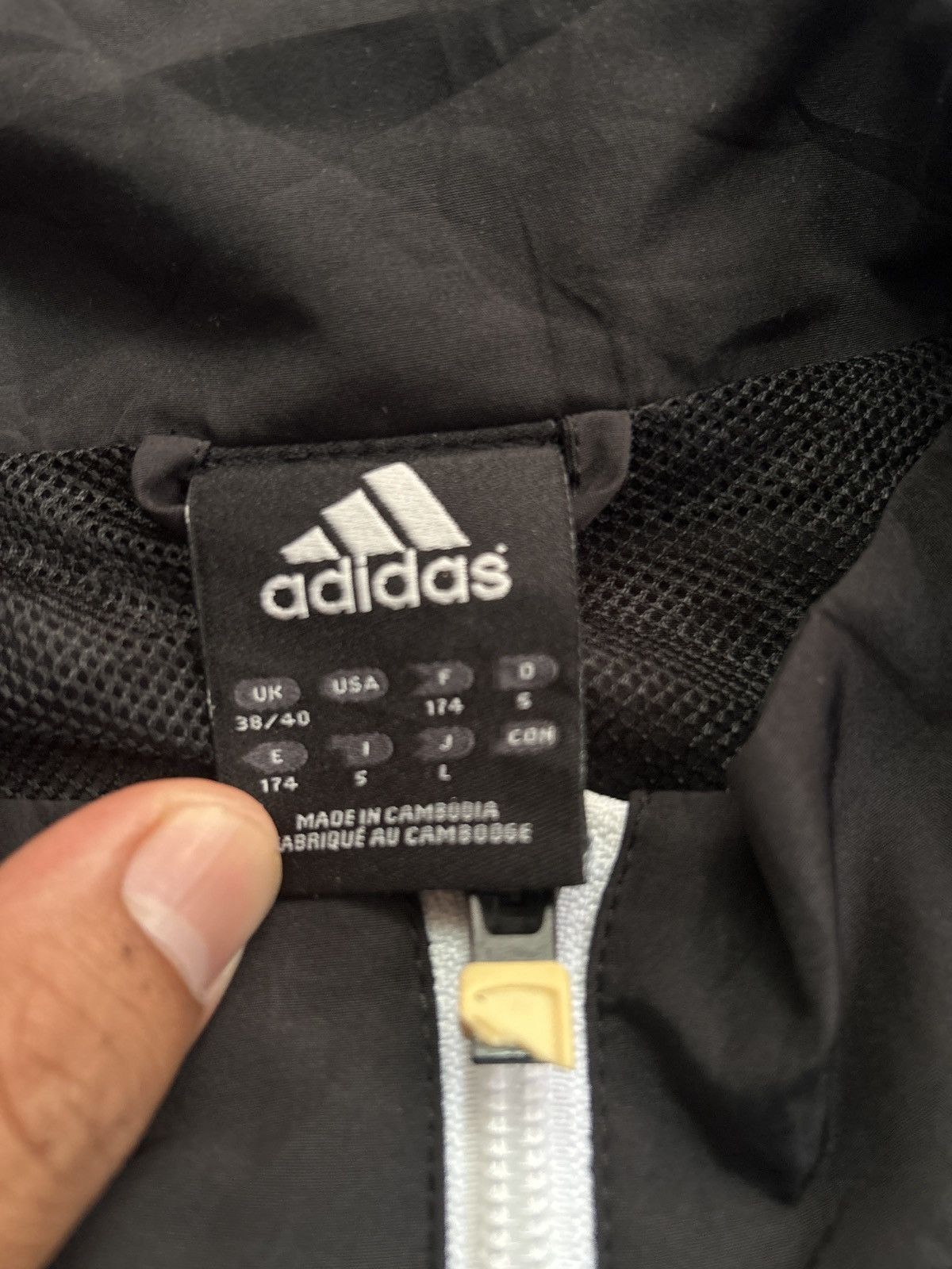Adidas ENDED Adidas Full Zip Mesh Lined 3 Stripe Jacket Size US XS / EU 42 / 0 - 11 Thumbnail