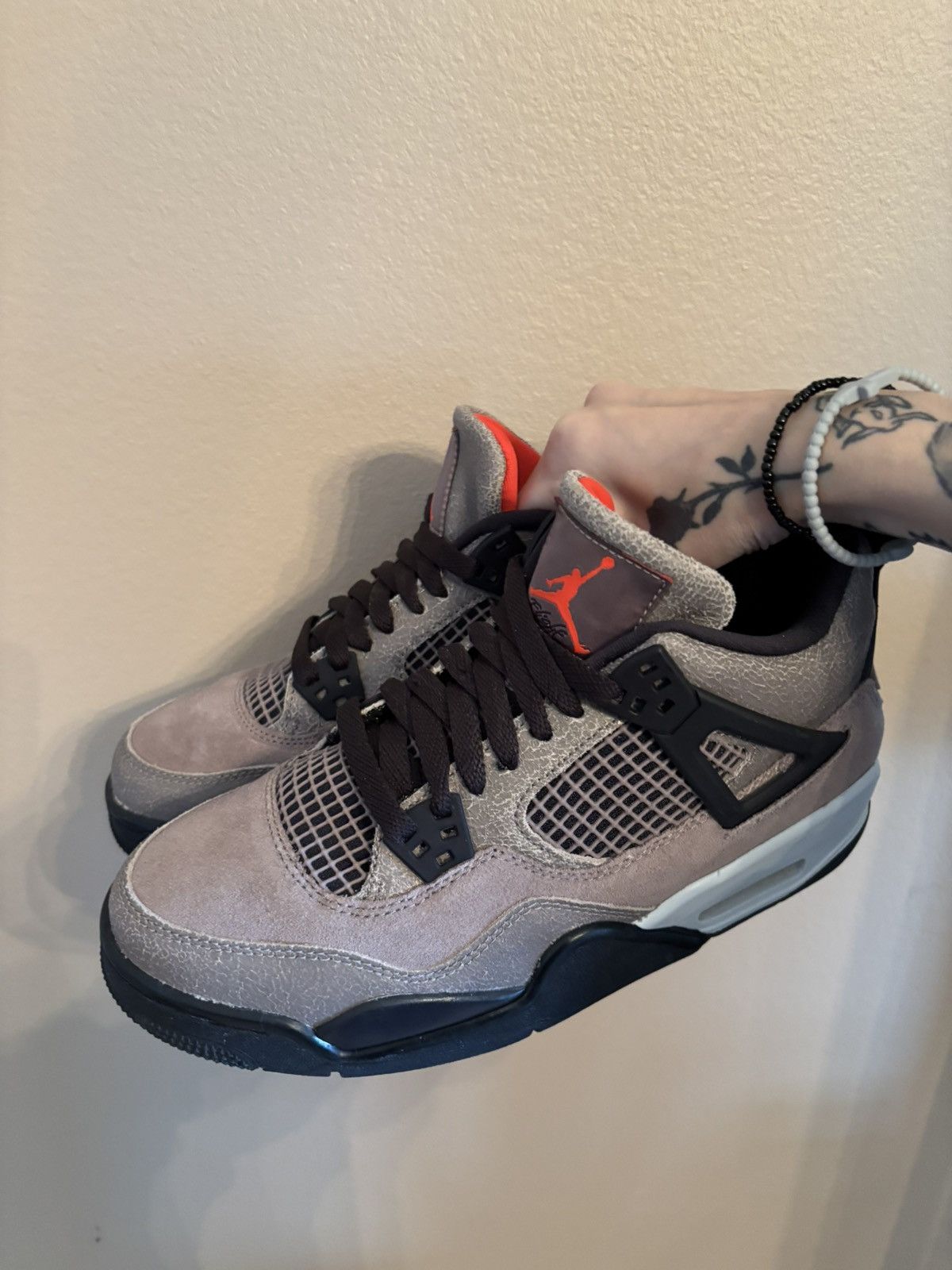 Jordan Brand Air Jordan 4 Retro GS 'Taupe Haze' Size US 6.5 / EU 39-40 - 6 Thumbnail