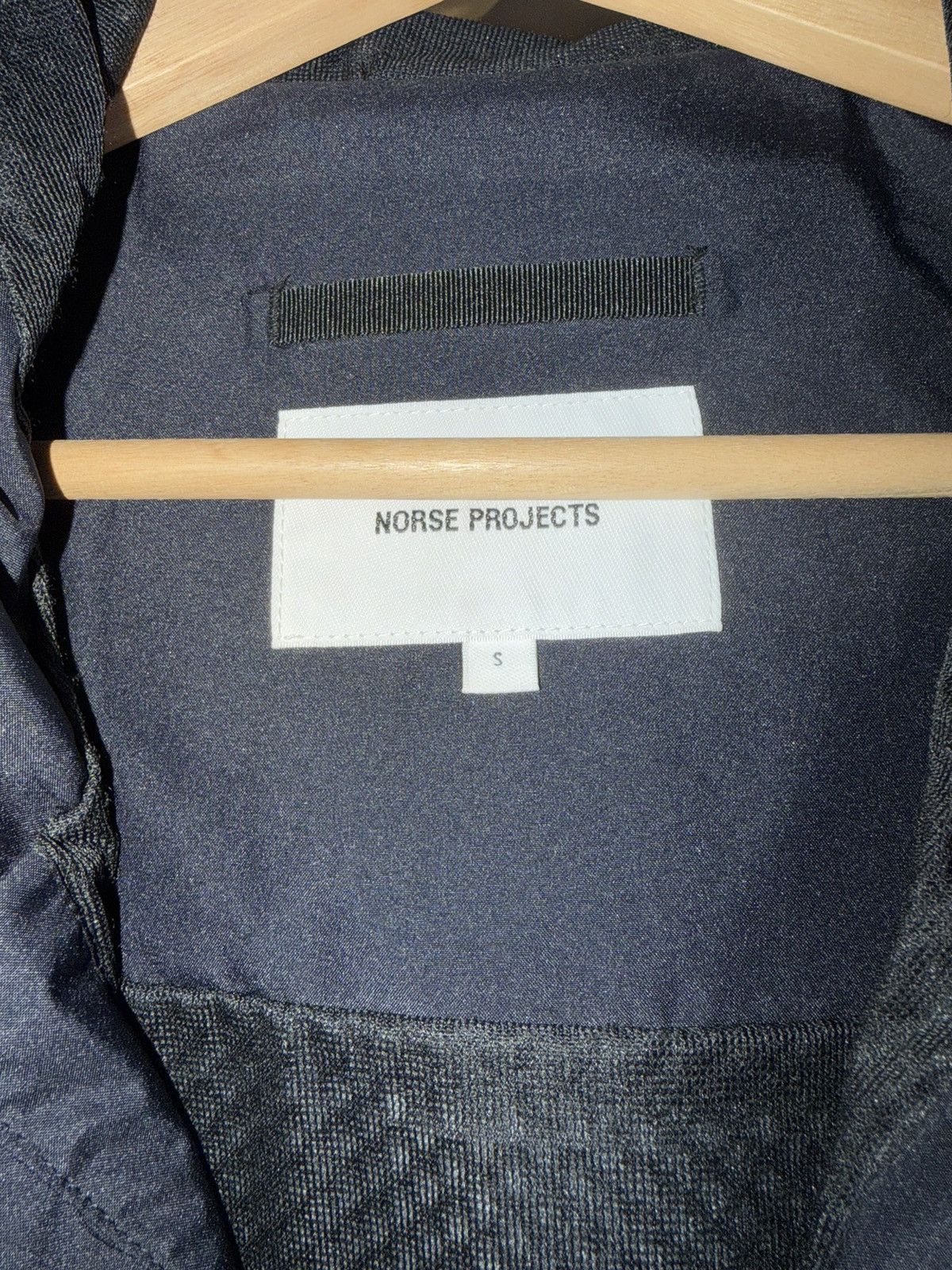 Norse Projects Norse Projects GoreTex Infinium Nunk Rain Jacket Navy Size US S / EU 44-46 / 1 - 4 Thumbnail