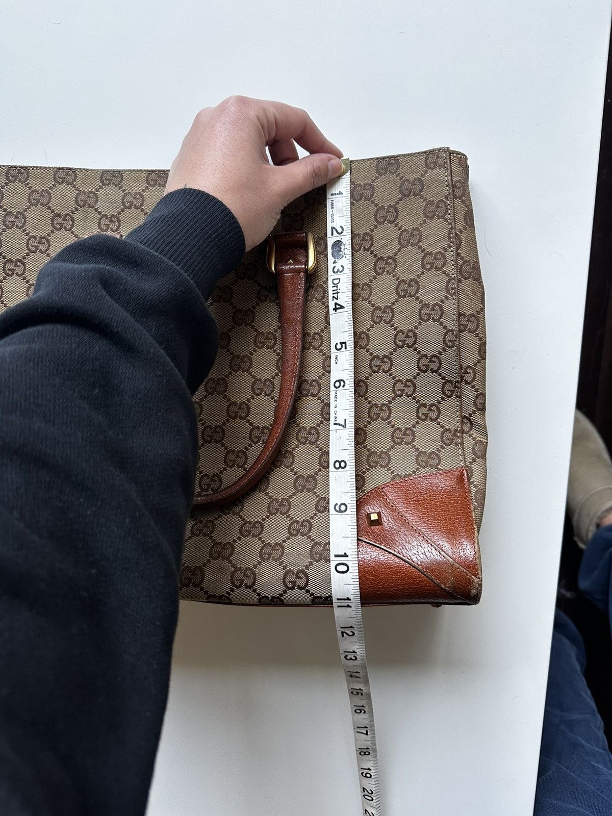 Vintage Vintage Gucci GG Logo Nailhead Tote Canvas Leather Tan Brown Size ONE SIZE - 3 Thumbnail