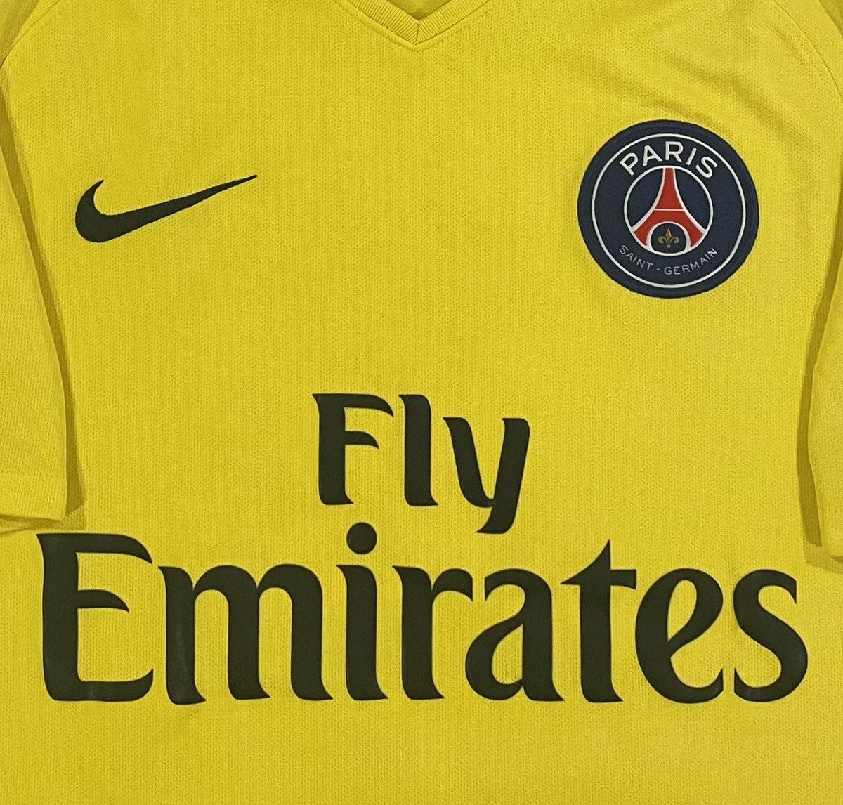 Nike Nike 2017/18 PSG Kylian Mbappe #29 Jersey Men’s Size Medium Size US M / EU 48-50 / 2 - 6 Thumbnail