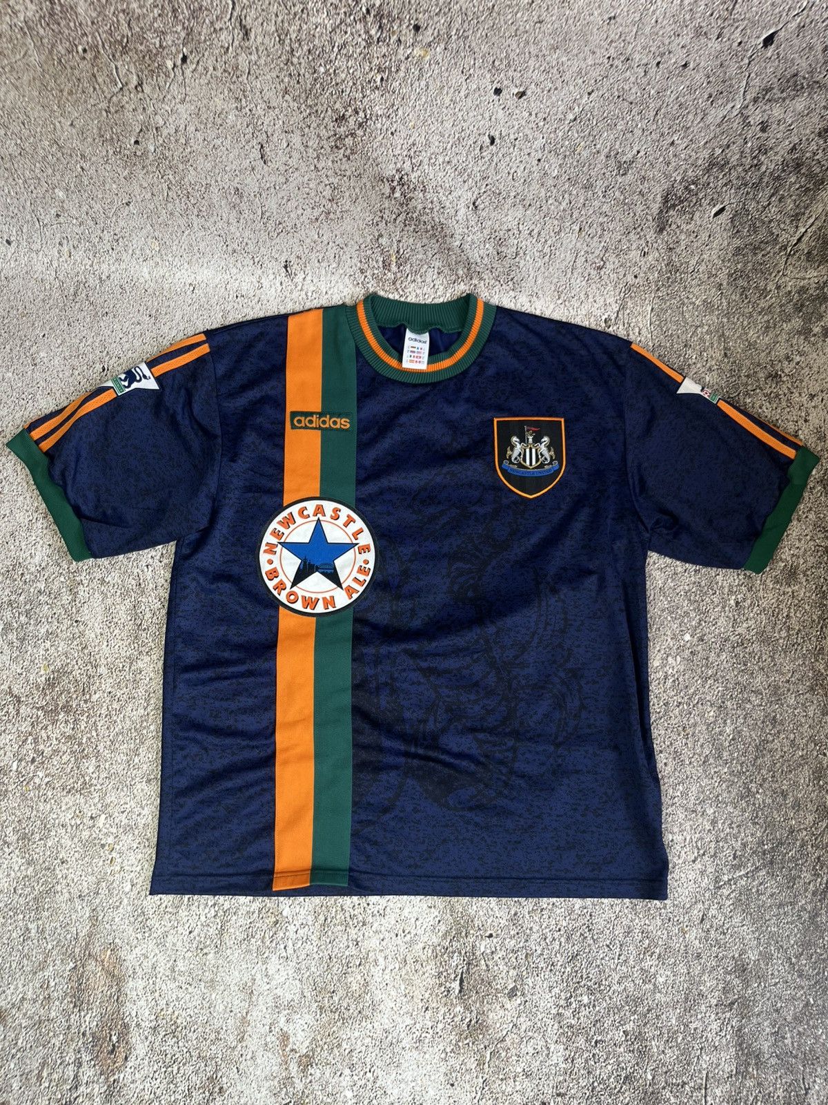 Adidas T shirt jersey football Adidas New castle vintage 97 98 s Size US XL / EU 56 / 4 - 1 Thumbnail