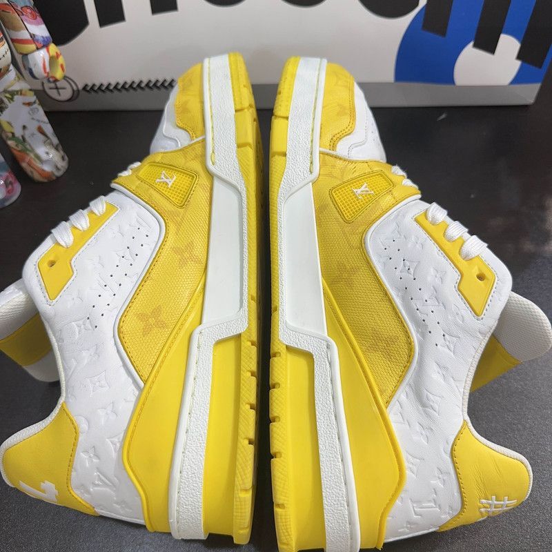 Louis Vuitton Louis Vuitton Trainer Low Top Sneakers in White Yellow -250 Size US 9.5 / IT 39.5 - 6 Thumbnail