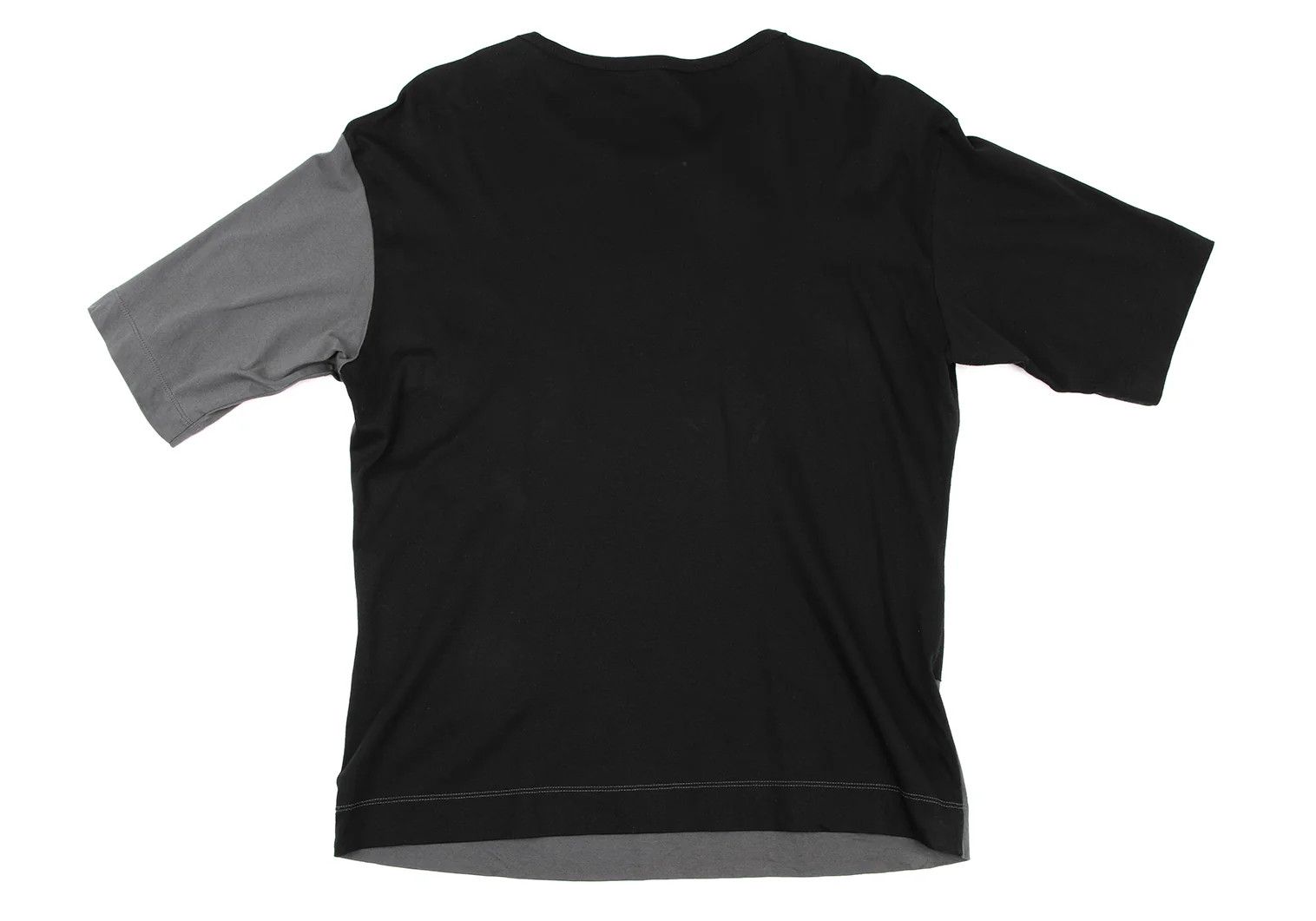 Issey Miyake Two-Tone Bonding T-Shirt in Black and Gray Size US M / EU 48-50 / 2 - 8 Thumbnail