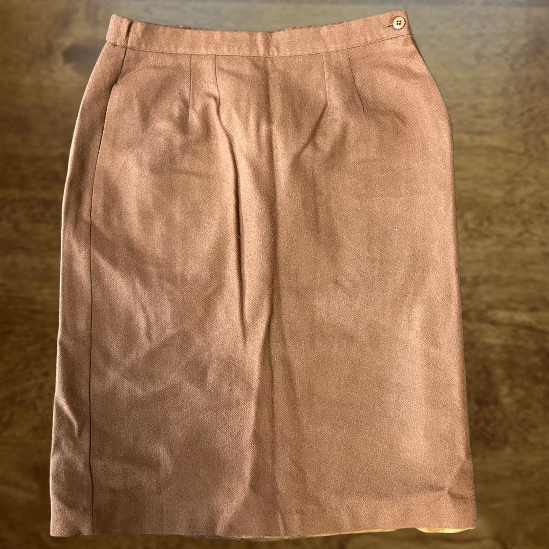 Vintage VINTAGE Azzurri Skirt Womens 32" Brown Knee Length Pencil Lined Twill Office Knee-Length Pencil Skirt Women 90s Brown Solid Twill Office Womens Size 24" / US 00 / IT 34 - 1 Thumbnail