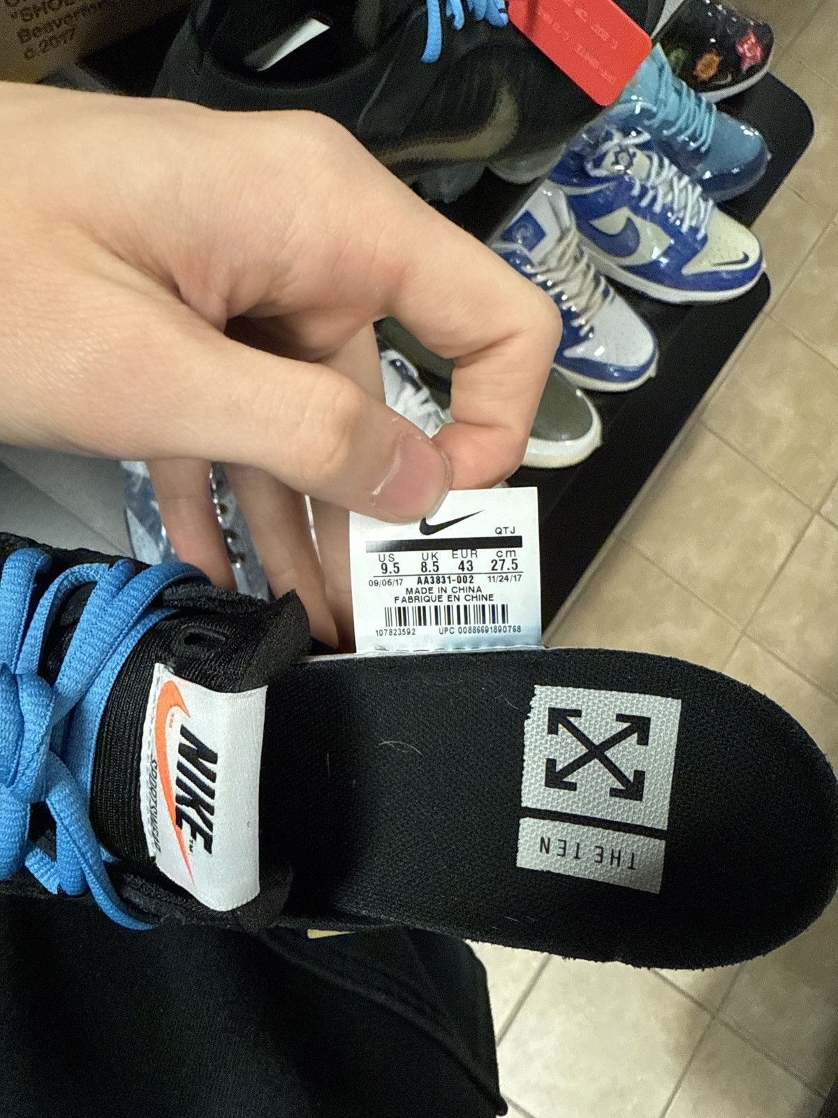 Off-White Nike Off White Vapormax Size 9.5 VNDS Size US 9.5 / EU 42-43 - 25 Thumbnail
