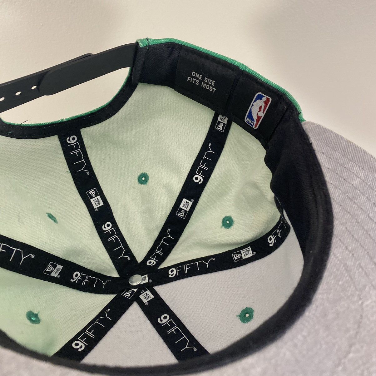 NBA × New Era × Vintage New Era Boston Celtics Snapback Hat Size ONE SIZE - 5 Thumbnail