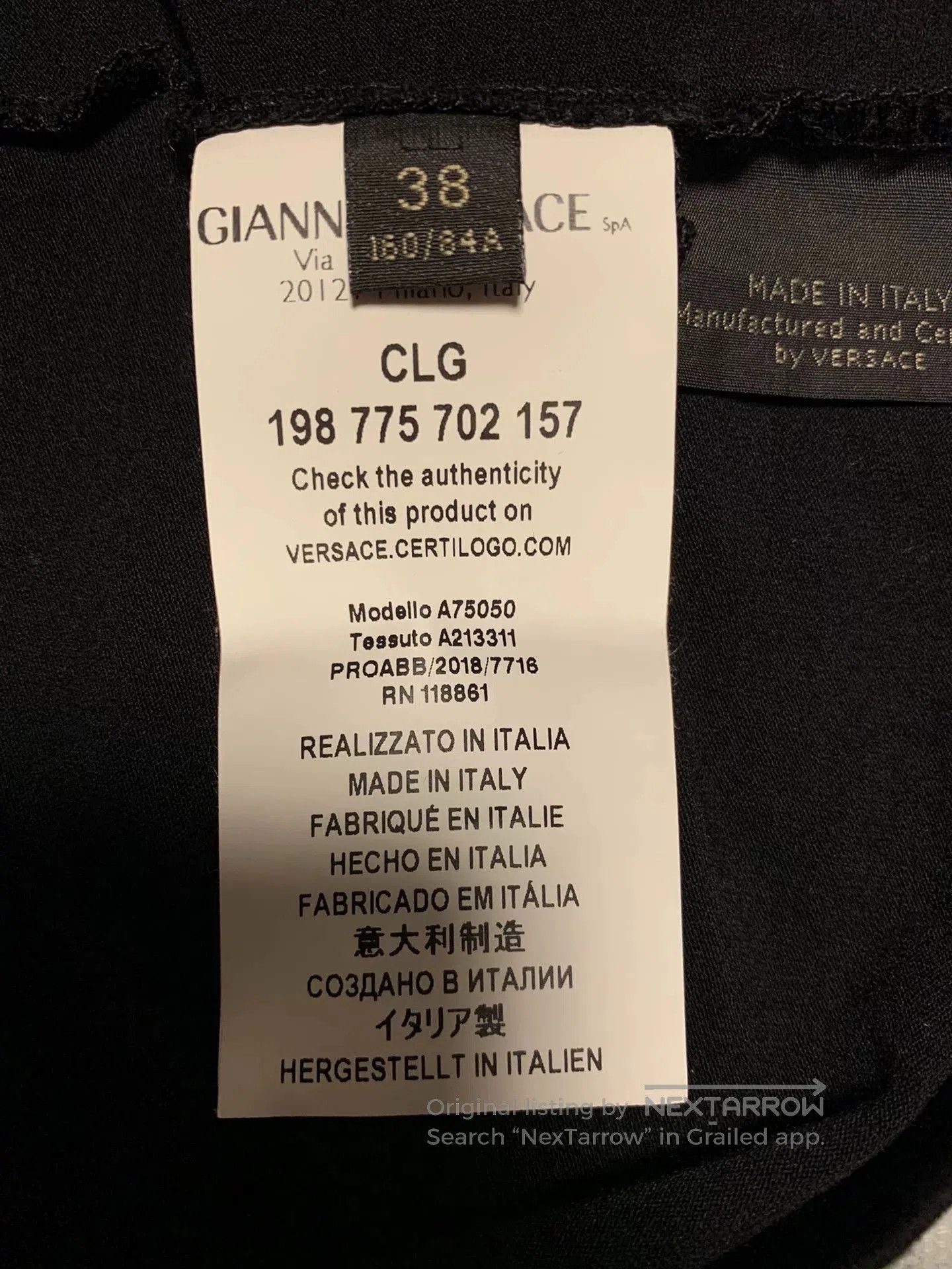 Versace Versace Women's Short. Size S / US 4 / IT 40 - 6 Thumbnail