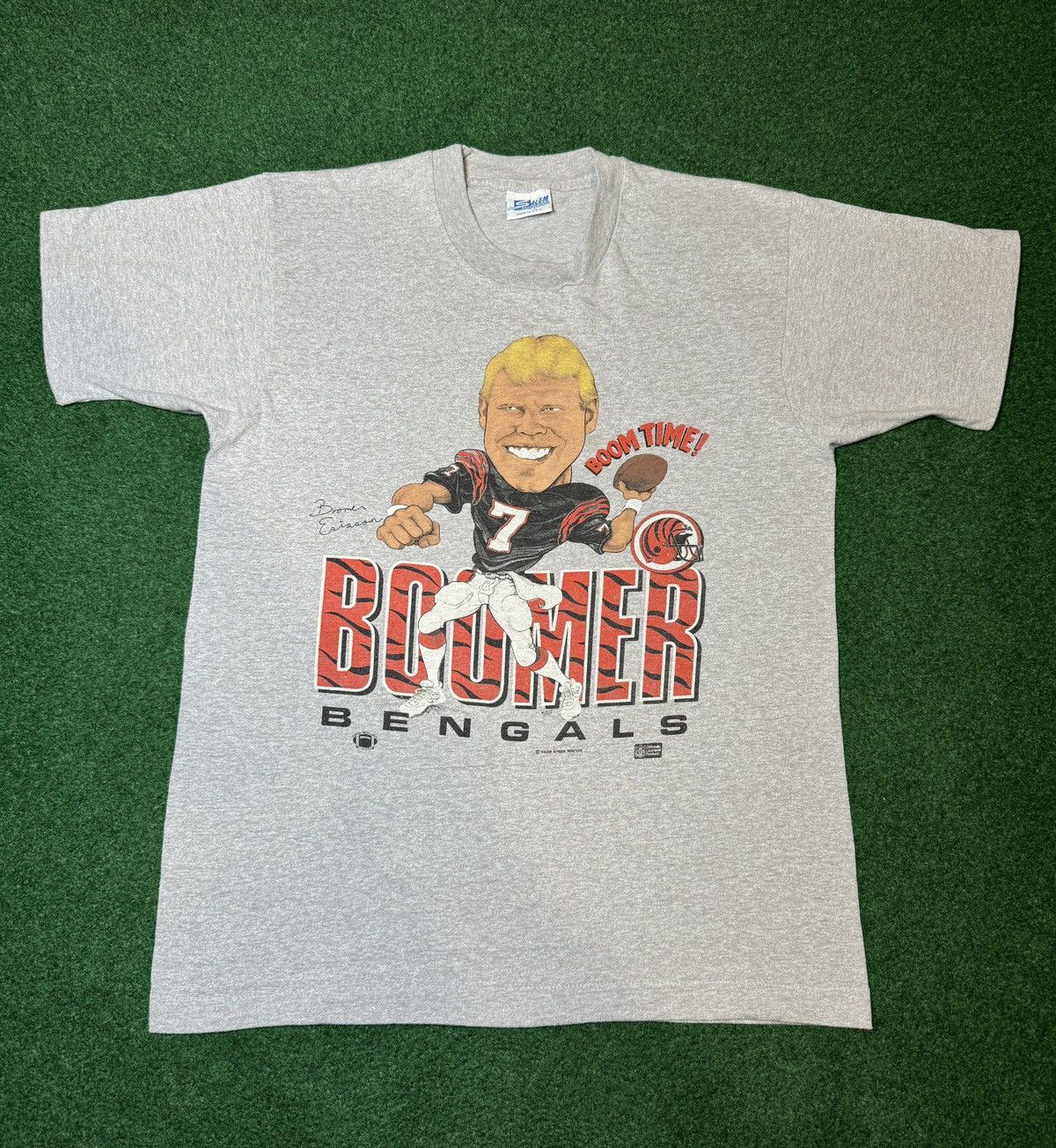 Salem Sportswear × Vintage Vintage 80s Boomer Esianson Bengals Caricature Salem T Shirt Size US L / EU 52-54 / 3 - 1 Thumbnail