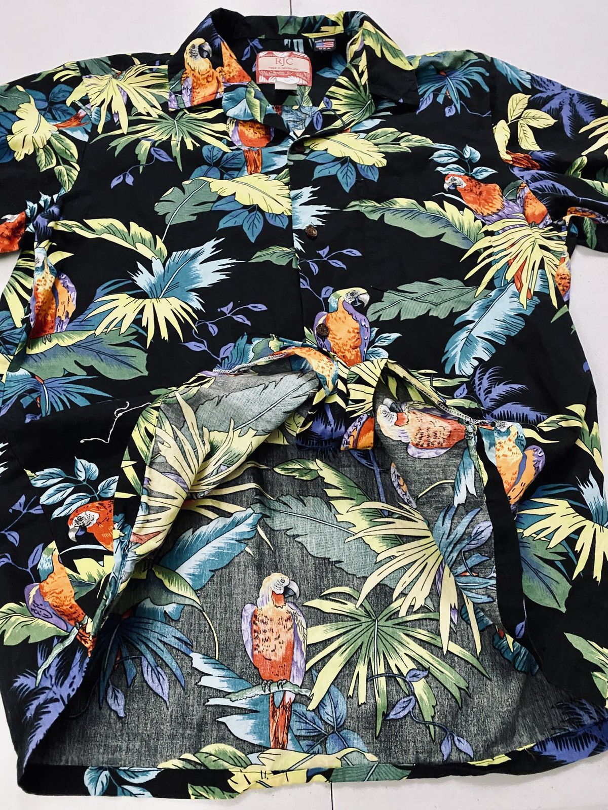 Other RJC Made in USA Black "Parrots Paradise" Hawaiian Shirt L Size US L / EU 52-54 / 3 - 8 Thumbnail