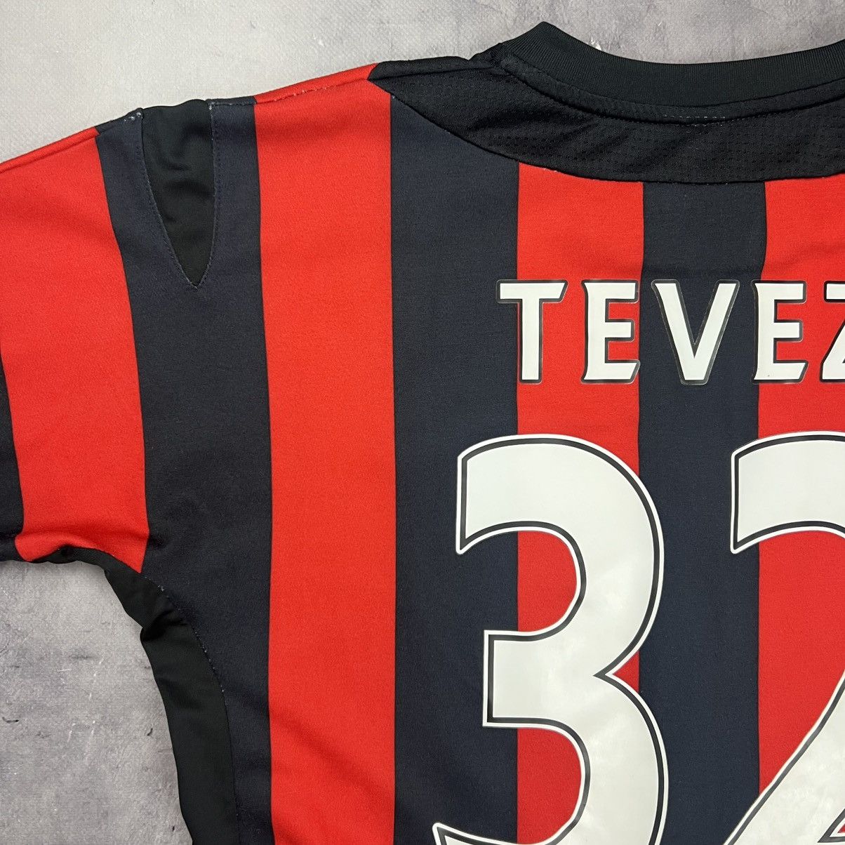 Umbro Rare! Carlos Tevez 32 Umbro Manchester City 00s Jersey Size US M / EU 48-50 / 2 - 3 Thumbnail