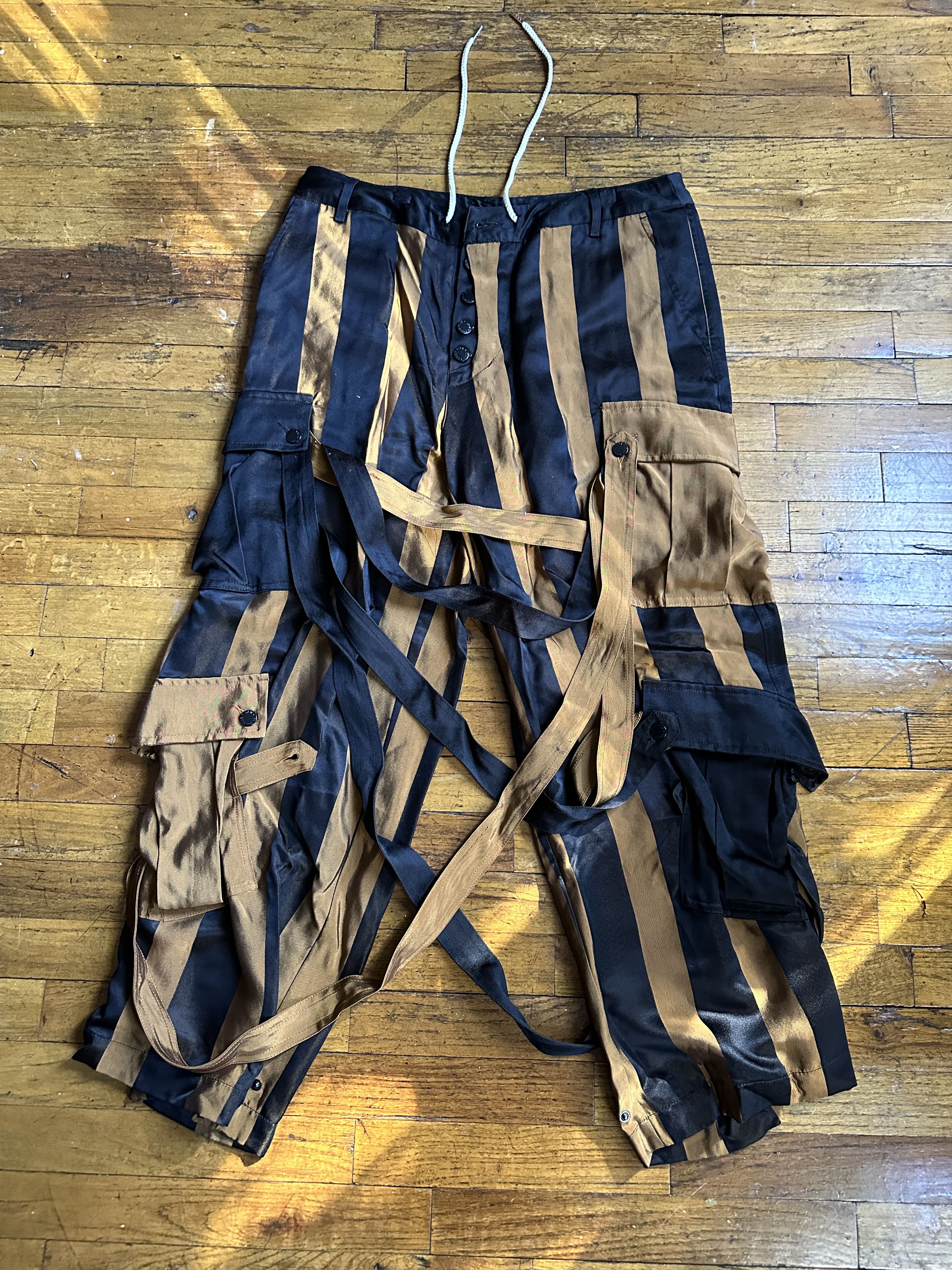 FRIED RICE Black & Gold Cargo Strap Pants SS22 Size US 36 / EU 52 - 1 Thumbnail