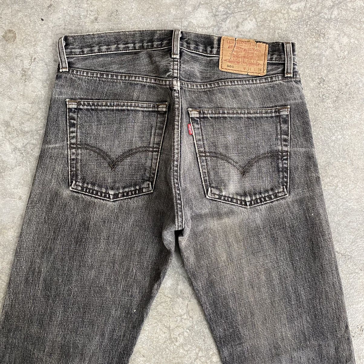 Levi's VTG 2003 Levi’s 505 Faded Grey Denim Jeans Size US 32 / EU 48 - 14 Thumbnail