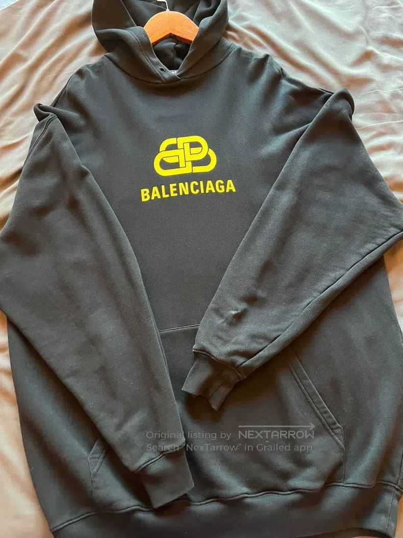 Balenciaga Balenciaga BB lock classic print hoodie hooded pullover sw Size US XXS / EU 40 - 1 Thumbnail
