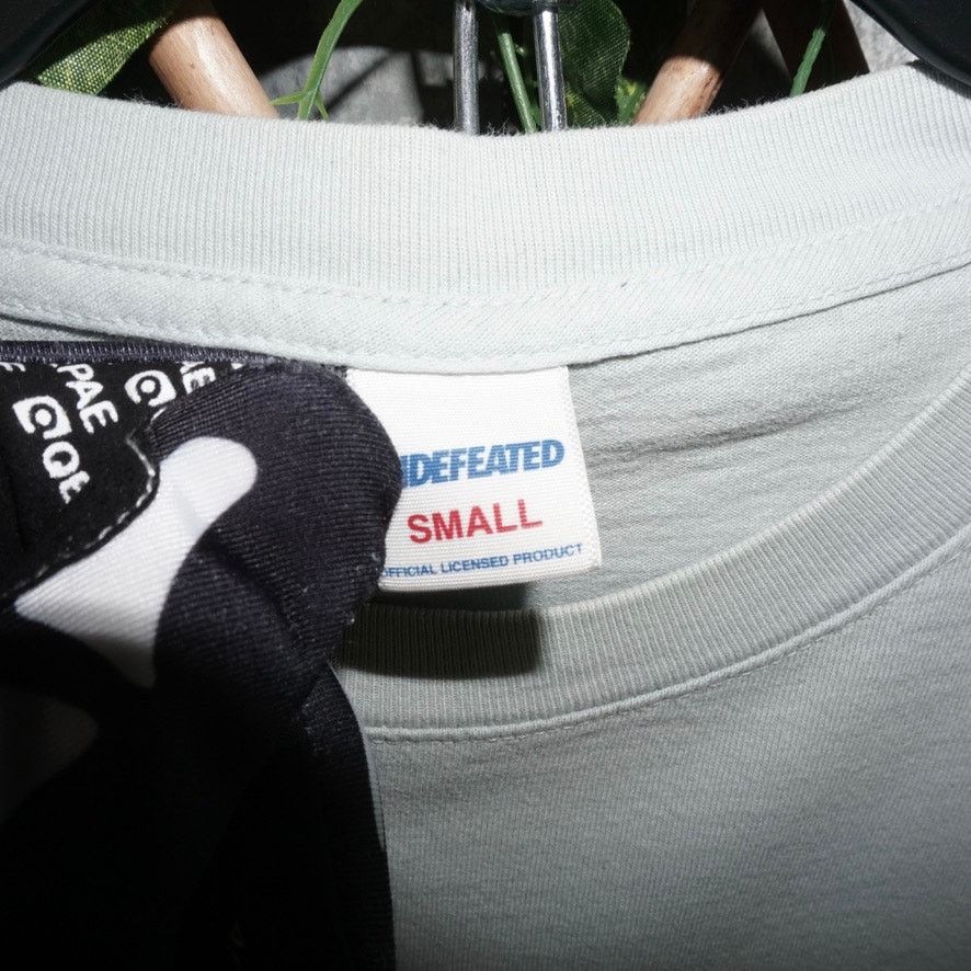 Undefeated Small - Undefeated Hype Long sleeve repeat logo LS t-shirt Size US S / EU 44-46 / 1 - 3 Thumbnail