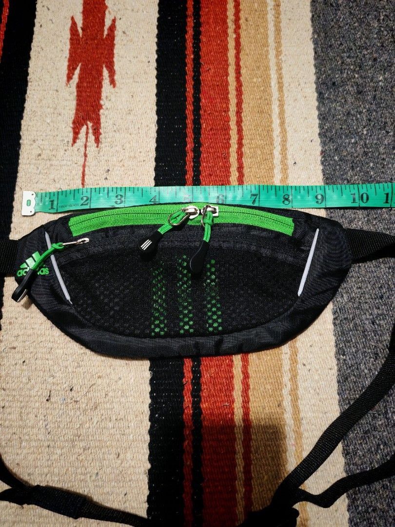Adidas Vintage Adidas Running Pouch Waist Bag Black Green Size ONE SIZE - 10 Thumbnail
