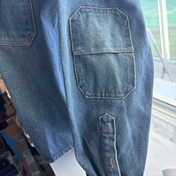 Other Vintage Denim Button-Up Shirt With Pockets & Distressed Deta Size M / US 6-8 / IT 42-44 - 4 Thumbnail