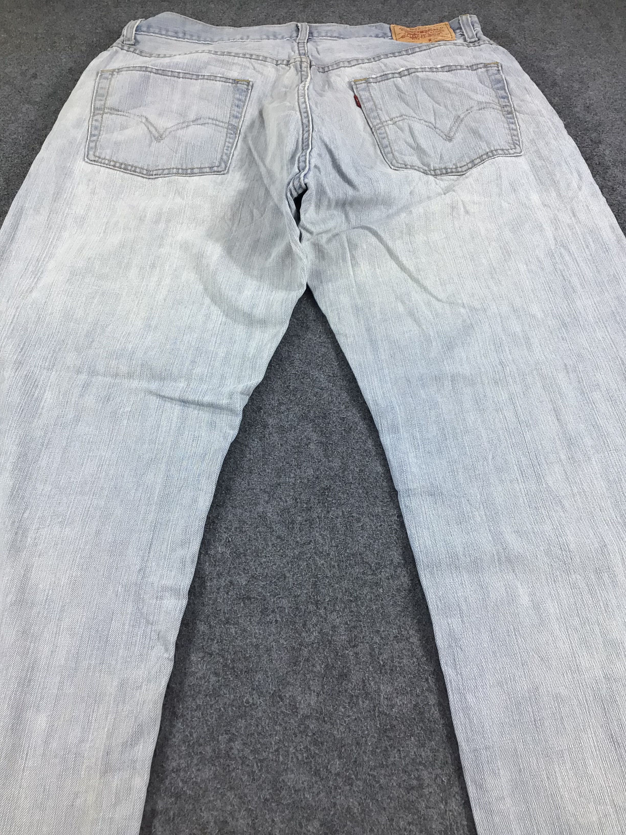 Levi's Vintage Levi's 569 Jeans Light Wash Straight Denim KJ233 Size US 37 - 4 Thumbnail