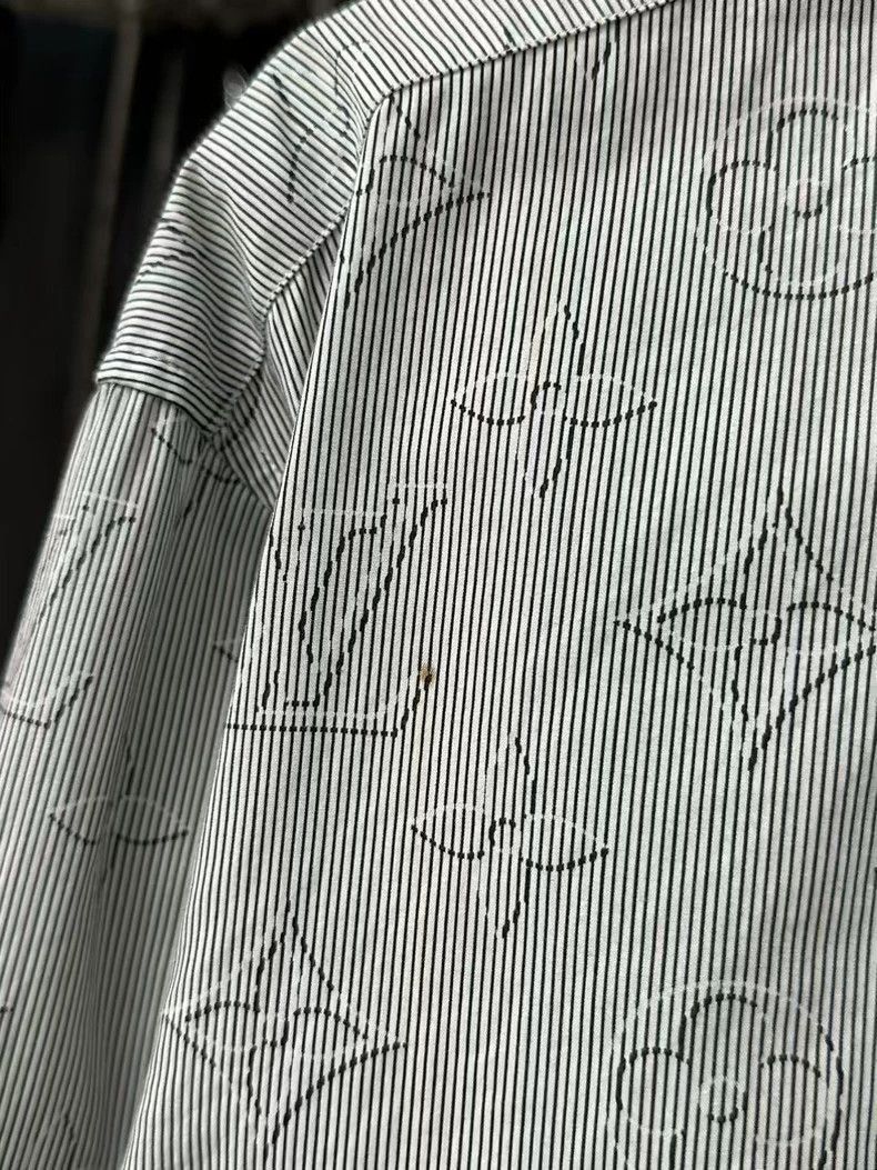 Louis Vuitton Louis Vuitton Louis Vuitton Long Sleeve Shirt Size M-2506 Size US M / EU 48-50 / 2 - 5 Thumbnail