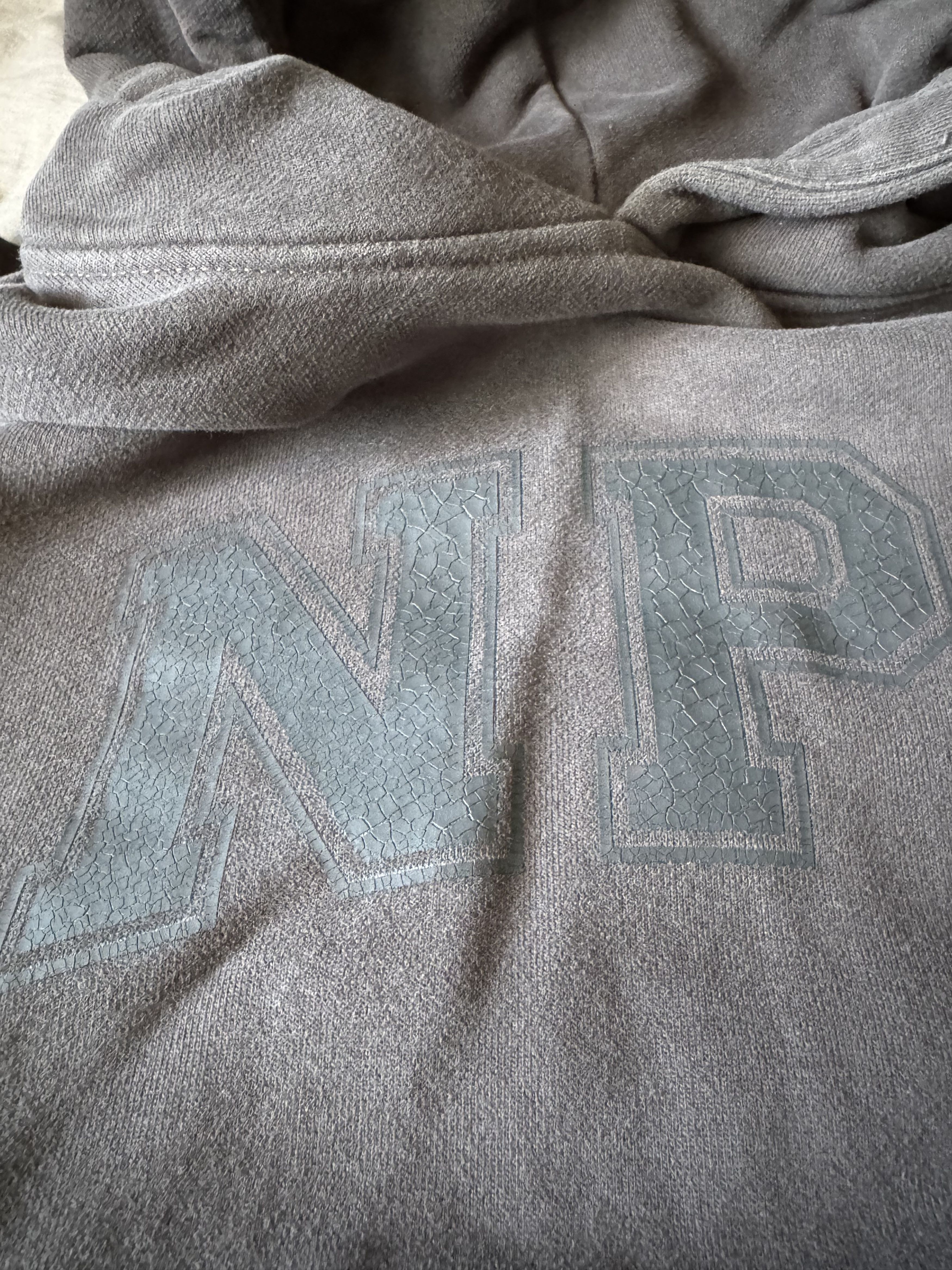 Other NPC Hoodie (Smoke) raised online RONPC2-XL vansatthemetgala Size US XL / EU 56 / 4 - 2 Thumbnail