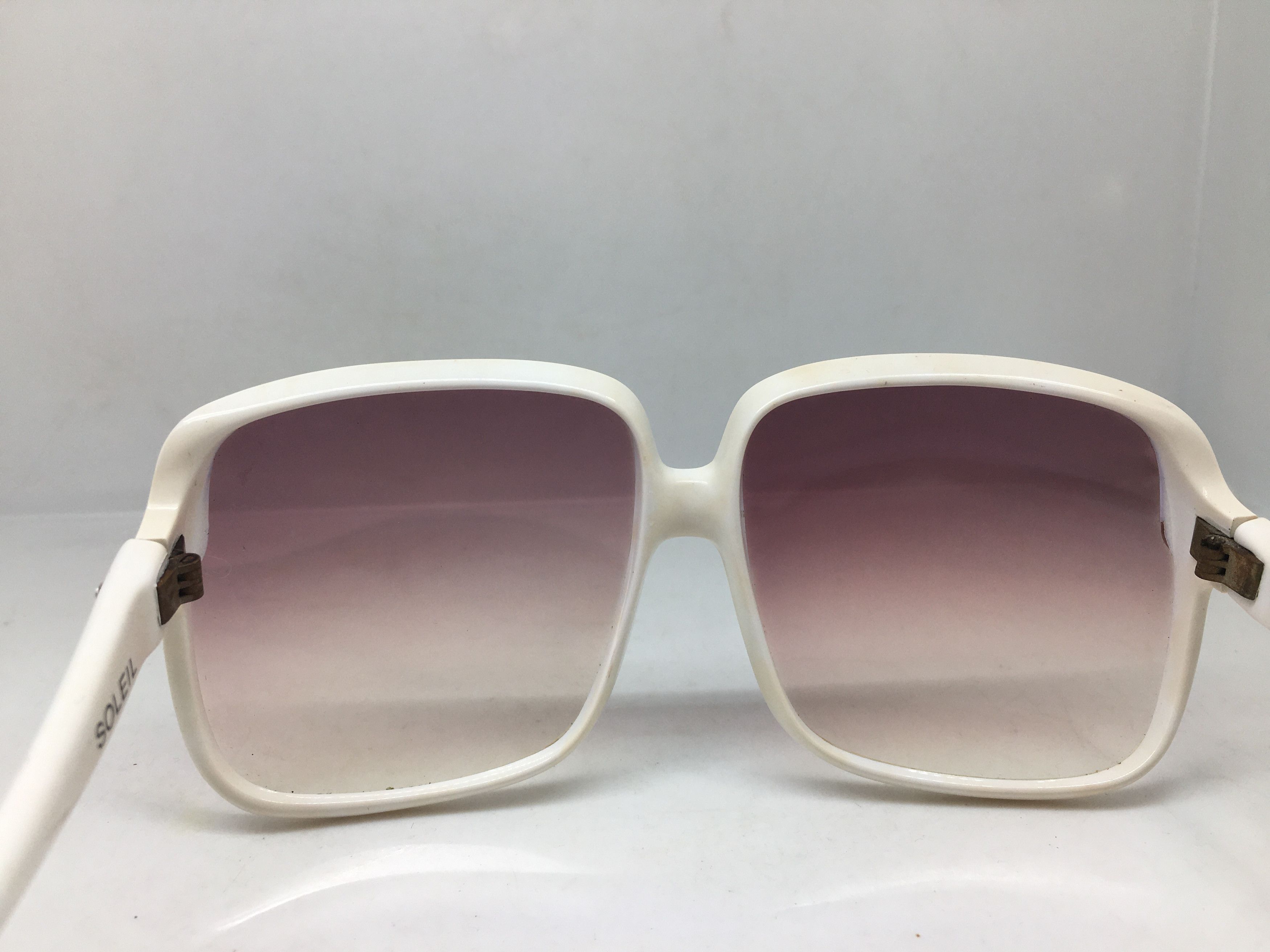 Guy Laroche Vintage Guy Laroche Soleil White Oversize Sunglasses Frame Size ONE SIZE - 5 Thumbnail