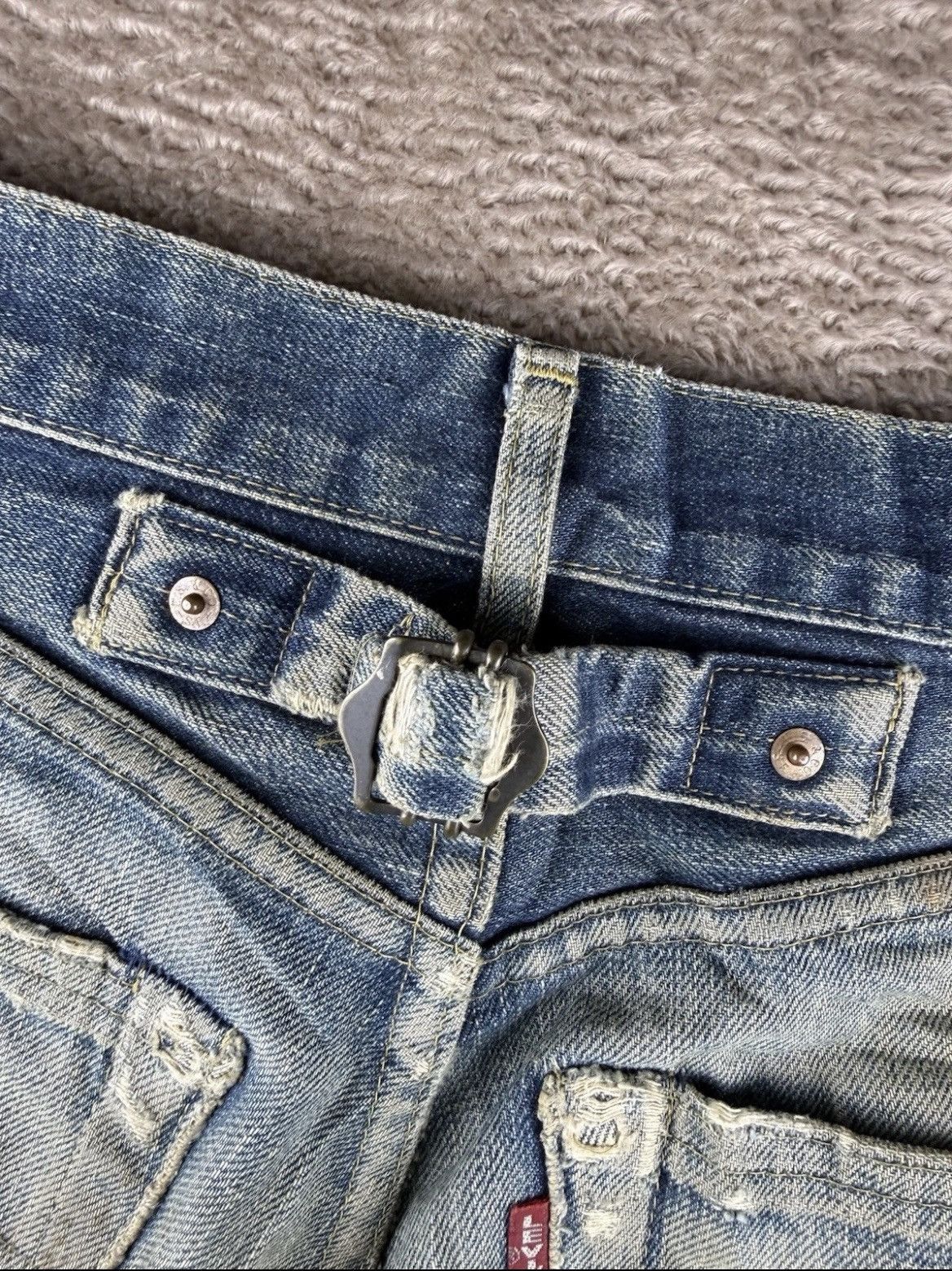 Levi's Vintage 90s Levi’s 701XX Big E Japan Made Buckle Back Size US 30 / EU 46 - 6 Thumbnail