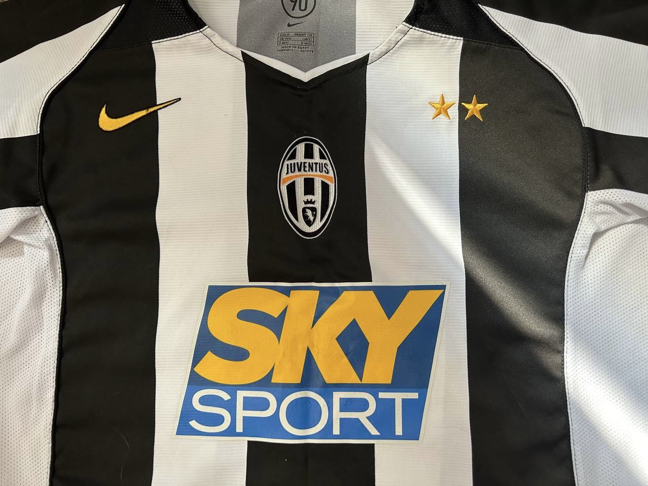 Vintage Juventus 2004 2005 Home Football Soccer Jersey Top Nike Size US M / EU 48-50 / 2 - 3 Thumbnail