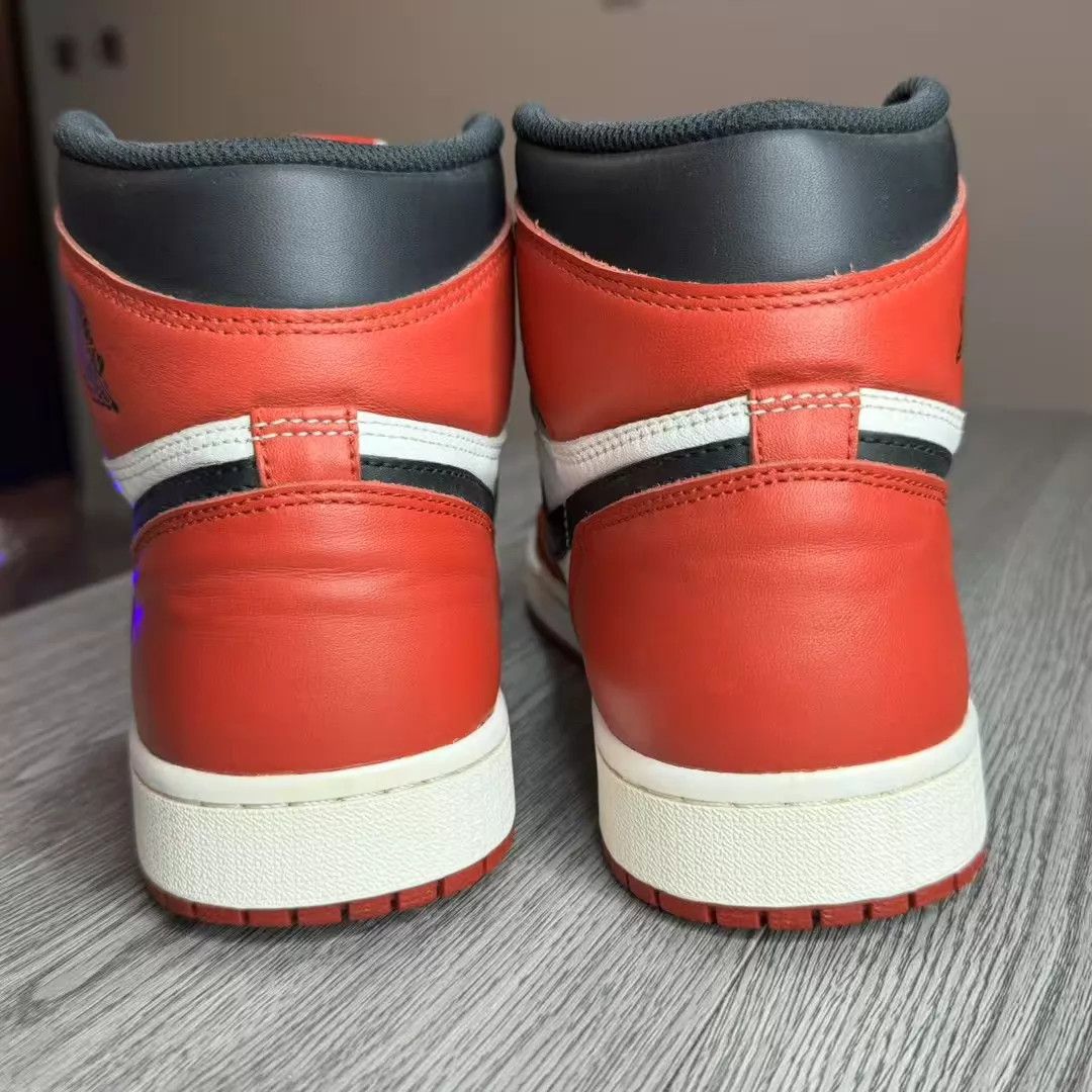 Nike Jordan 1 Retro Chicago '15 OG 42 Size US 9 / EU 42 - 4 Thumbnail