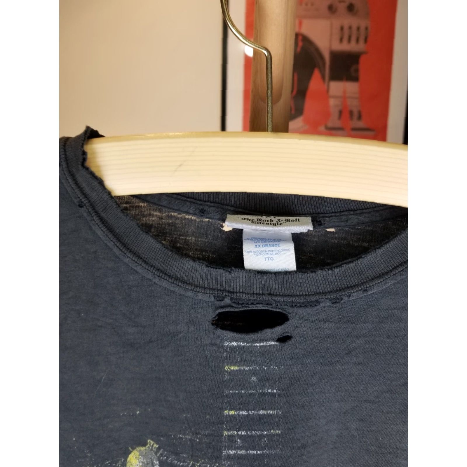 Fender VINTAGE Fender Black T-Shirt SZ XXLARGE Shirt Men Size US XXL / EU 58 / 5 - 4 Thumbnail