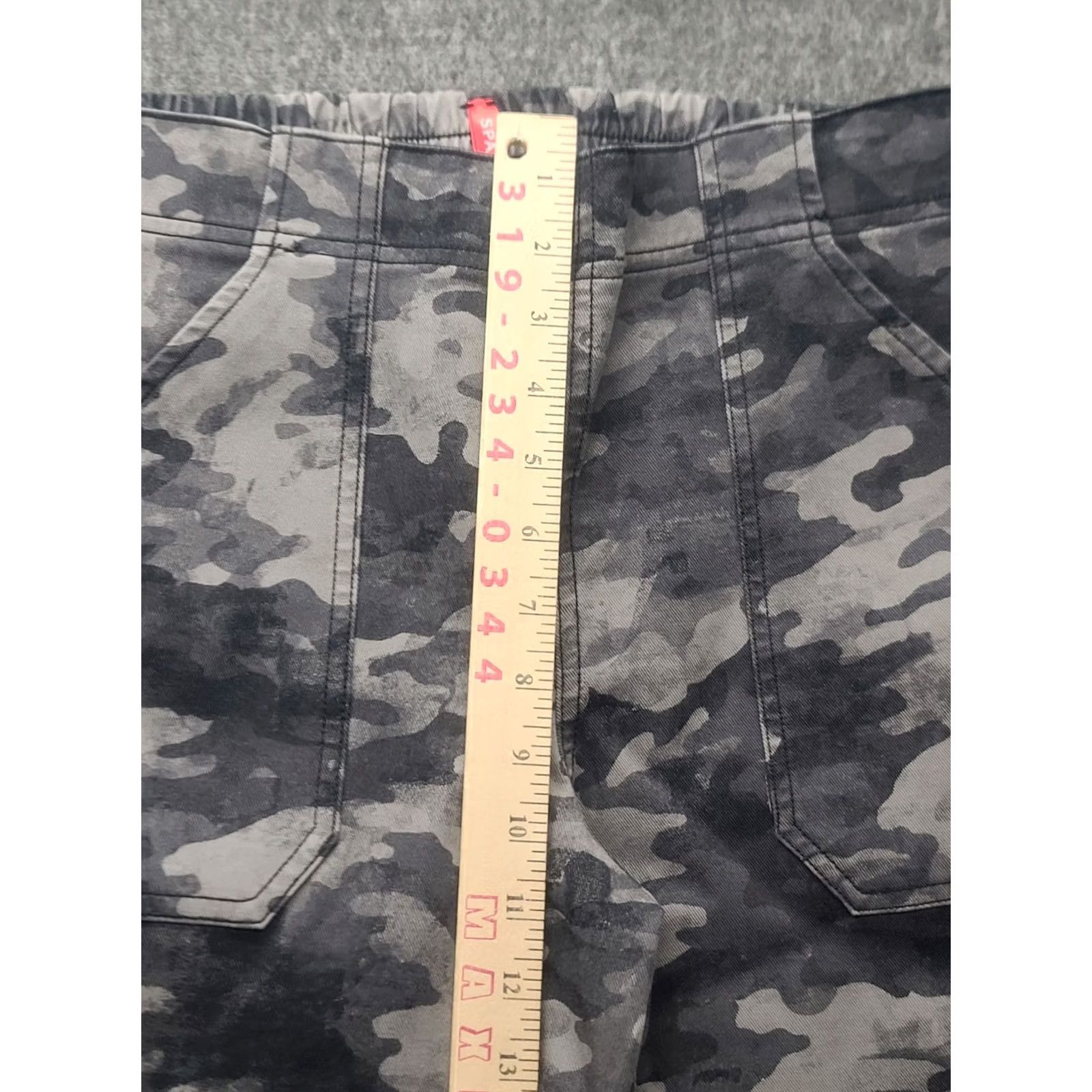 Spanx Spanx Womens XL Stretch Twill Cargo Jogger Activewear Athleisure Camouflage Size 40" / US 18 - 5 Thumbnail