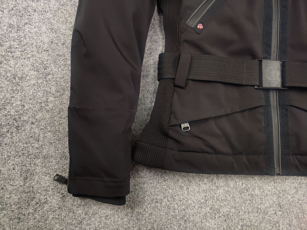 Napapijri Napapijri taped seams Expedition Seams Ski Winter Fur Jacket Size XS / US 0-2 / IT 36-38 - 6 Thumbnail