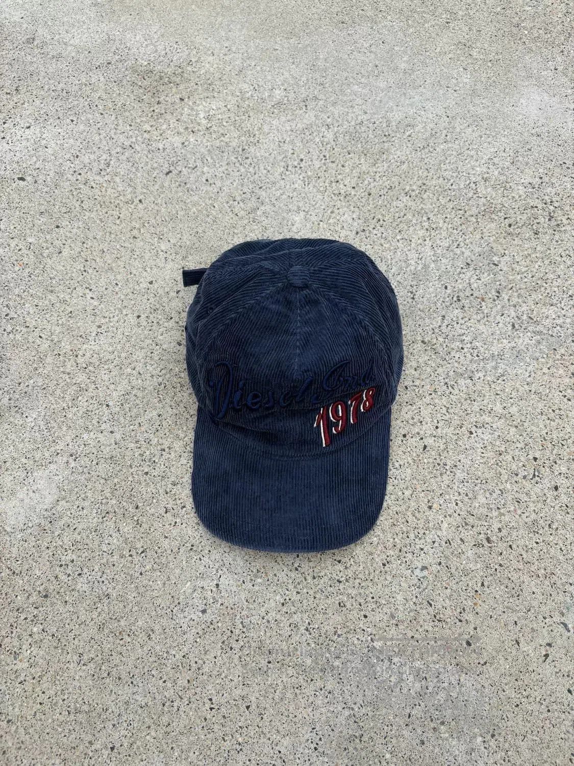 Diesel Diesel 1978 Vintage Fashion Hat. Size ONE SIZE - 2 Thumbnail