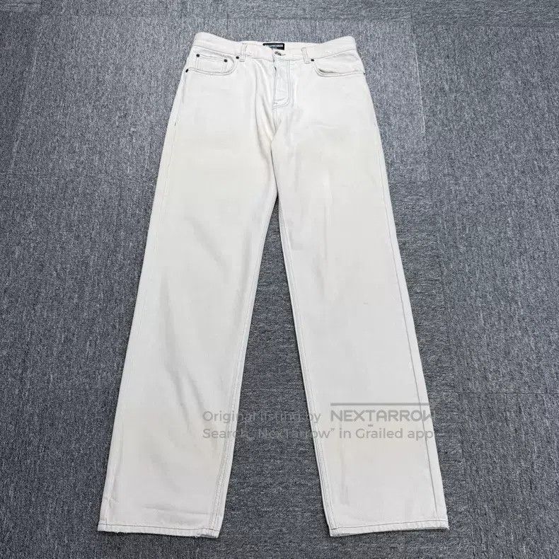 Balenciaga Balenciaga size M pants Size US 27 - 1 Thumbnail