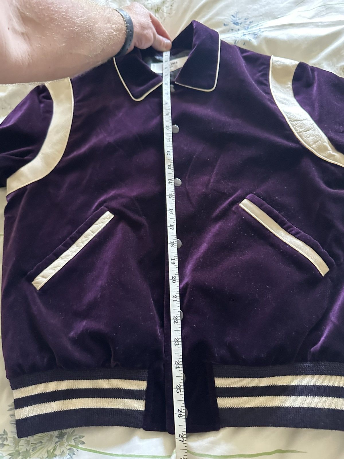Celine Grail FW20 Celine purple velvet teddy jacket 46 Size US S / EU 44-46 / 1 - 9 Thumbnail