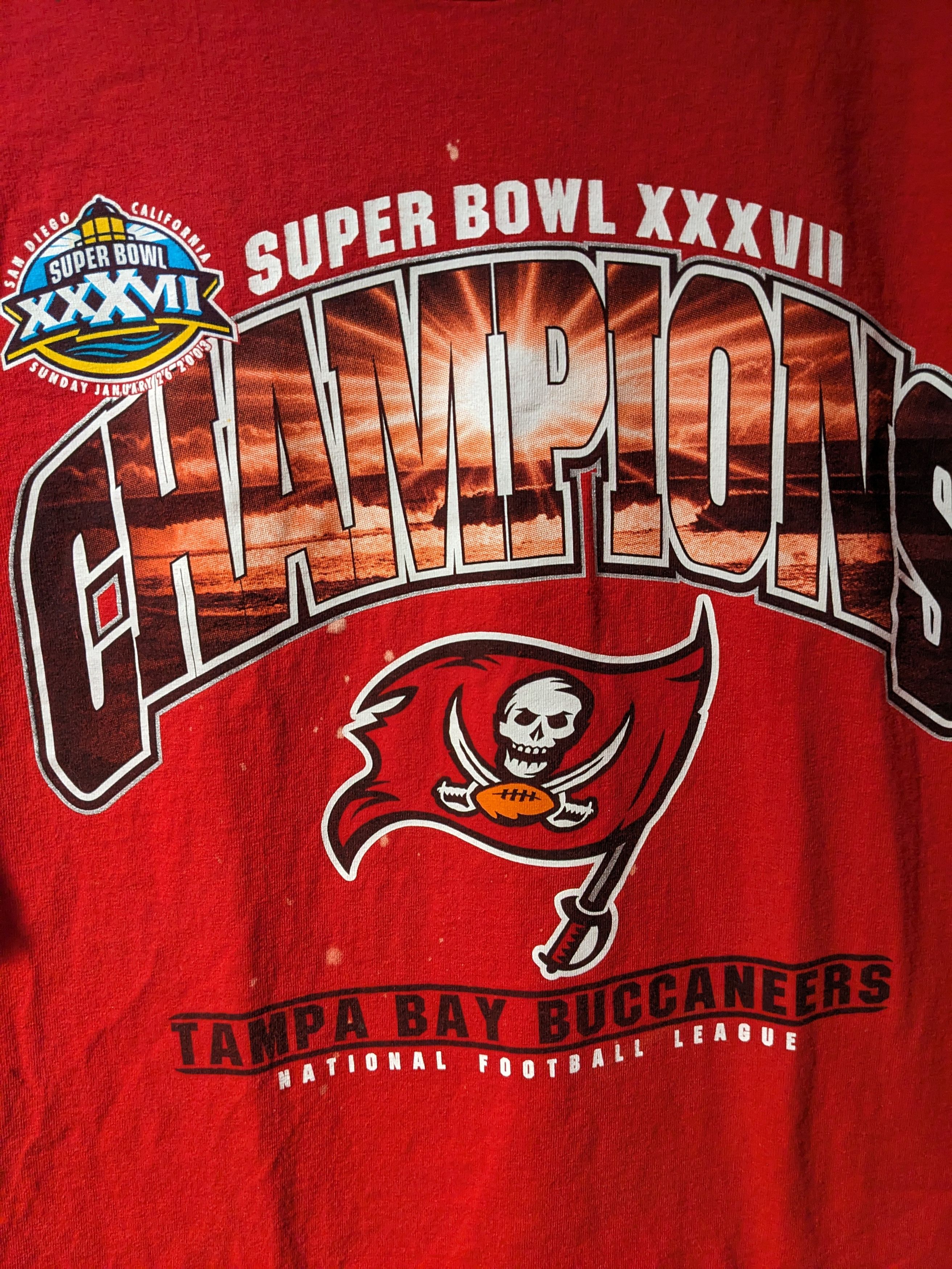 NFL × Vintage Vintage 2003 Tampa Bay Buccaneers NFL Superbowl T-Shirt Size US XL / EU 56 / 4 - 2 Thumbnail