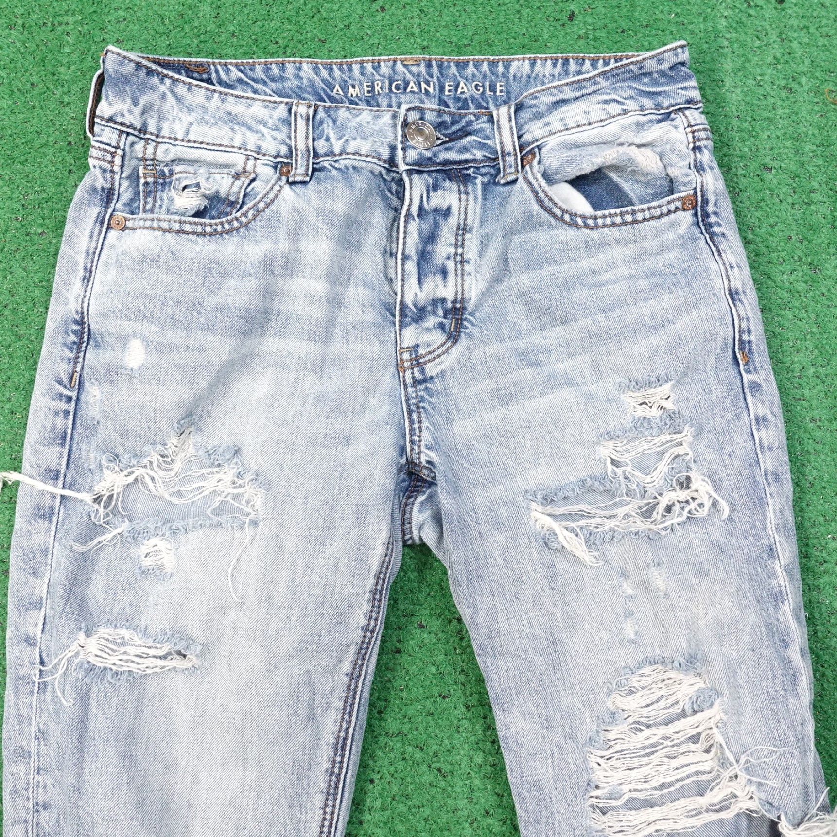 American Eagle Outfitters American Eagle Outfitters Tomgirl Jeans Regular Fit 4 Women Blue Denim Vintage-Inspired Size 27" / US 4 / IT 40 - 2 Thumbnail