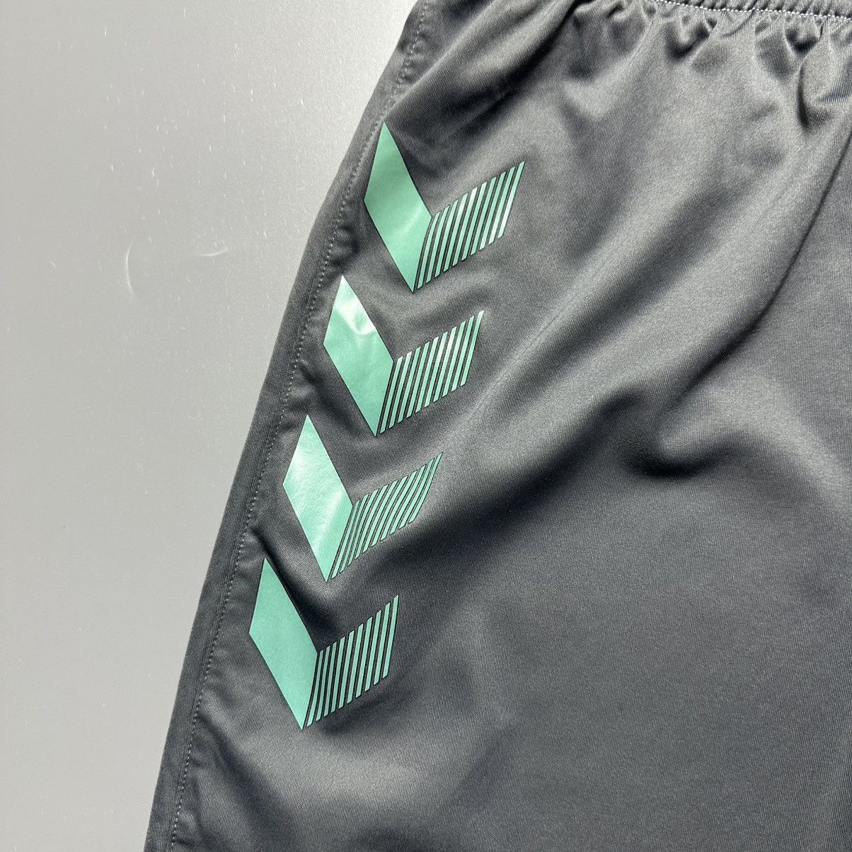 Umbro EVERTON HUMMEL 2020/2021 FOOTBALL THIRD SHORTS #19 JAMES Size US 30 / EU 46 - 3 Thumbnail