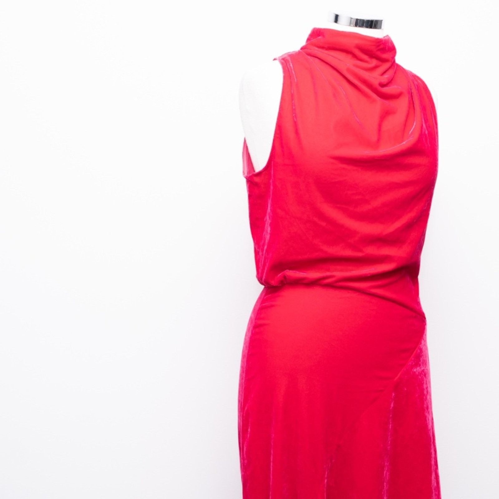 Reiss Reiss: Giannon Velvet Funnel Neck Asymmetric Midi Dress. Size M / US 6-8 / IT 42-44 - 9 Thumbnail