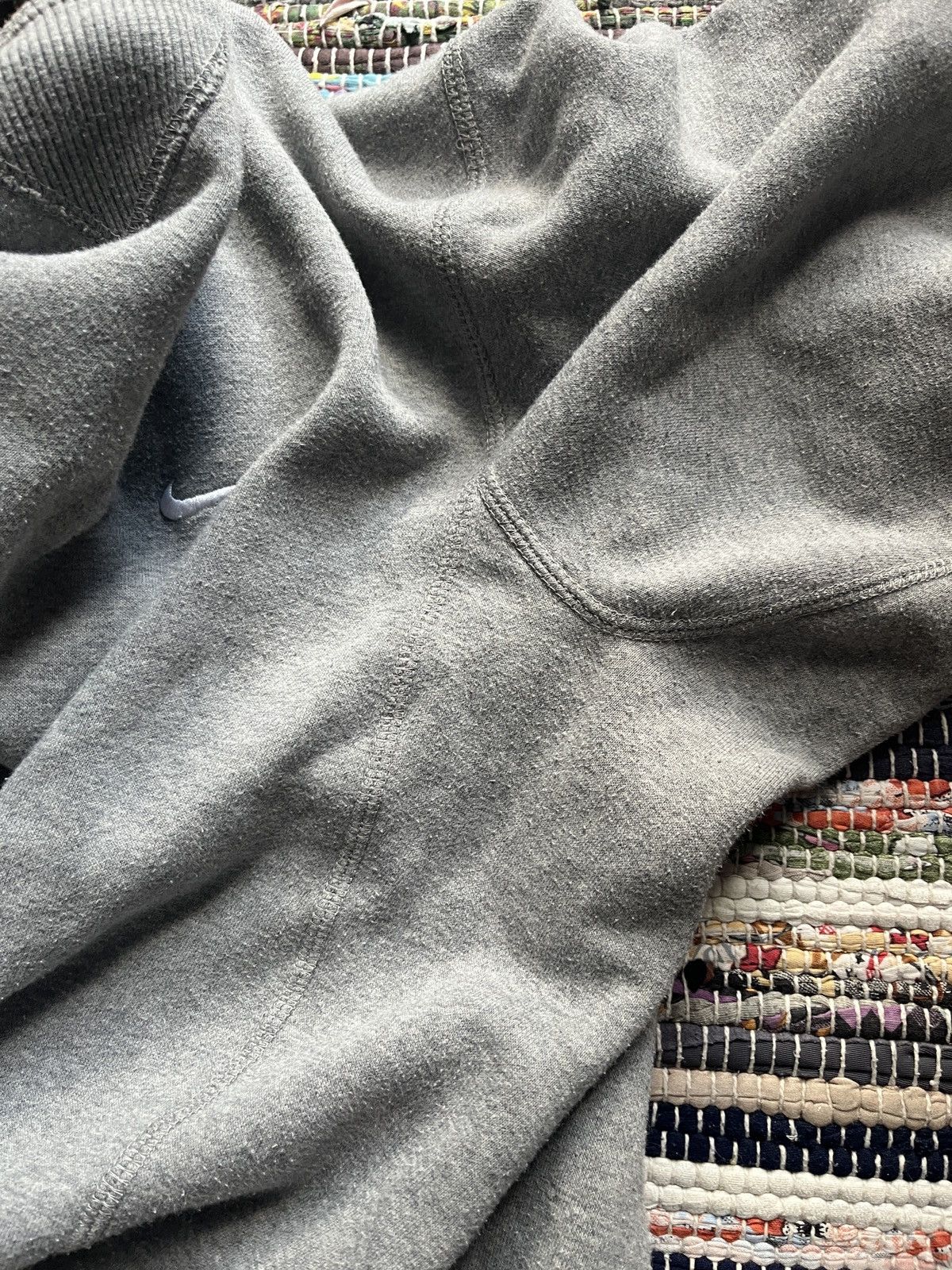 Nike × Vintage Vintage Nike 90s Small logo crewneck longsleeve Size US XL / EU 56 / 4 - 7 Thumbnail