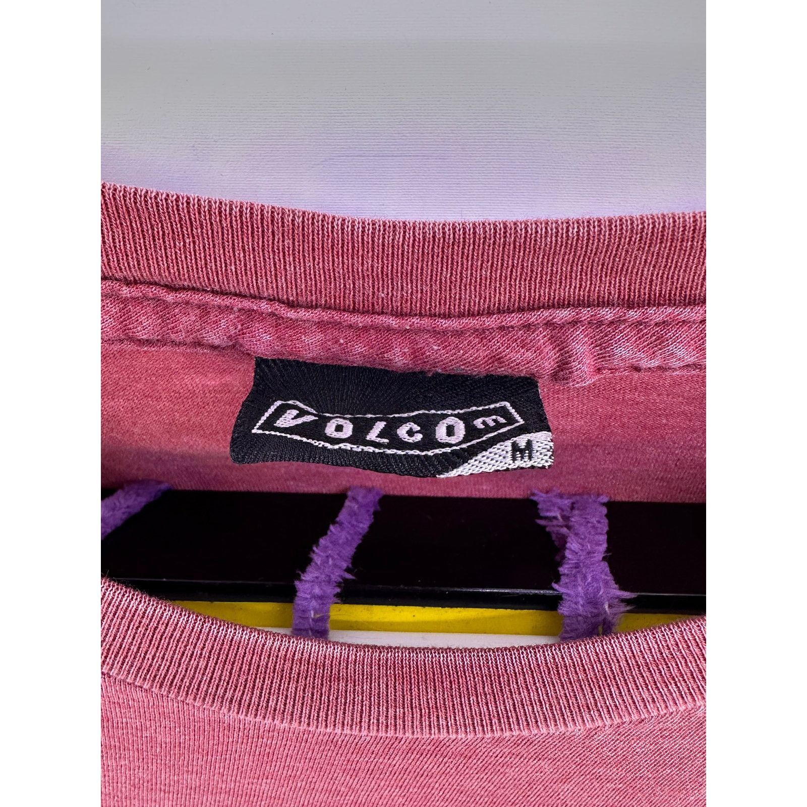 Volcom Vintage Volcom Salmon With Big Print on theFront Size Medium Size US M / EU 48-50 / 2 - 8 Thumbnail