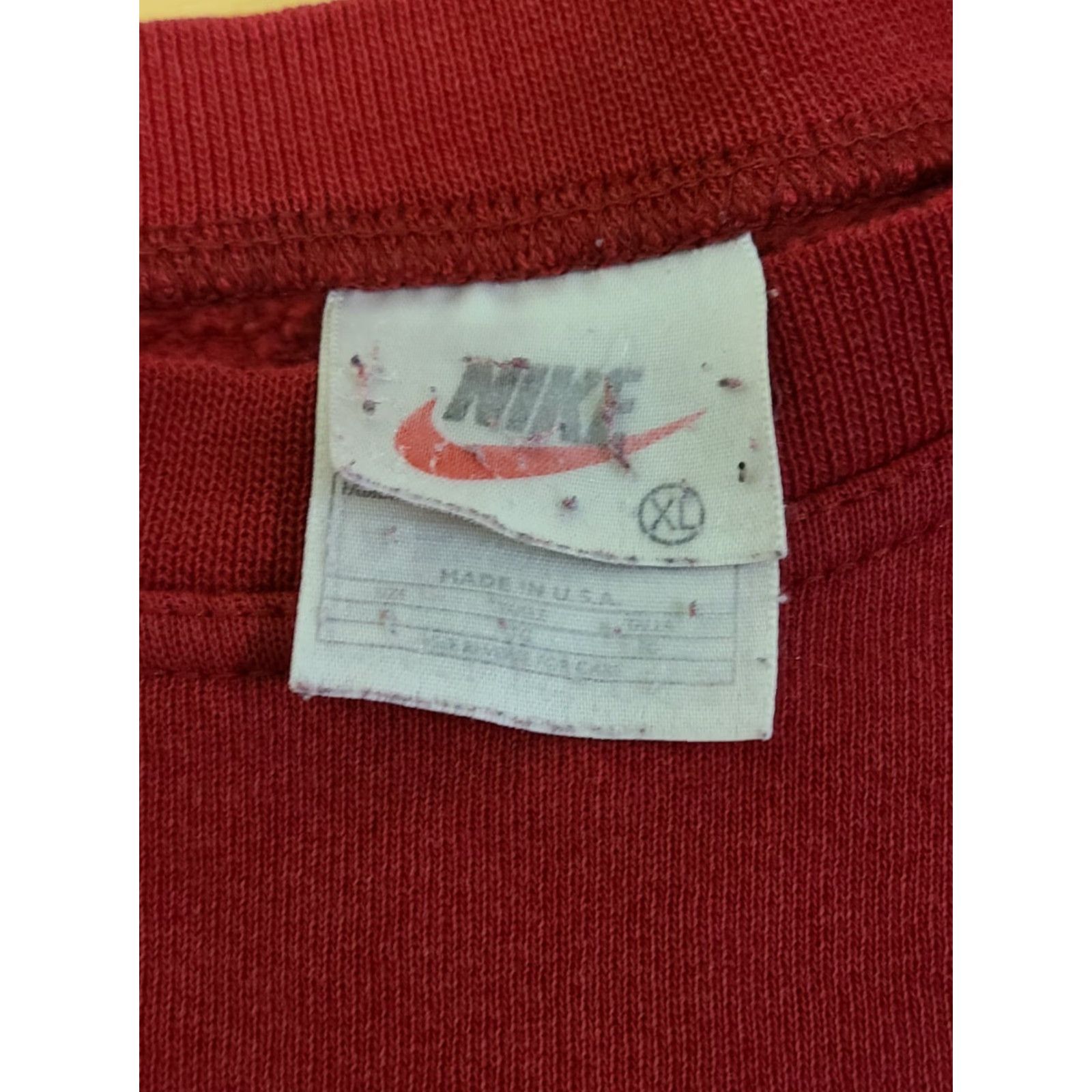Nike VINTAGE Nike Red White USA XL Crewneck Sweater Distressed 1990s Hip Hop Mens Size US XL / EU 56 / 4 - 6 Thumbnail