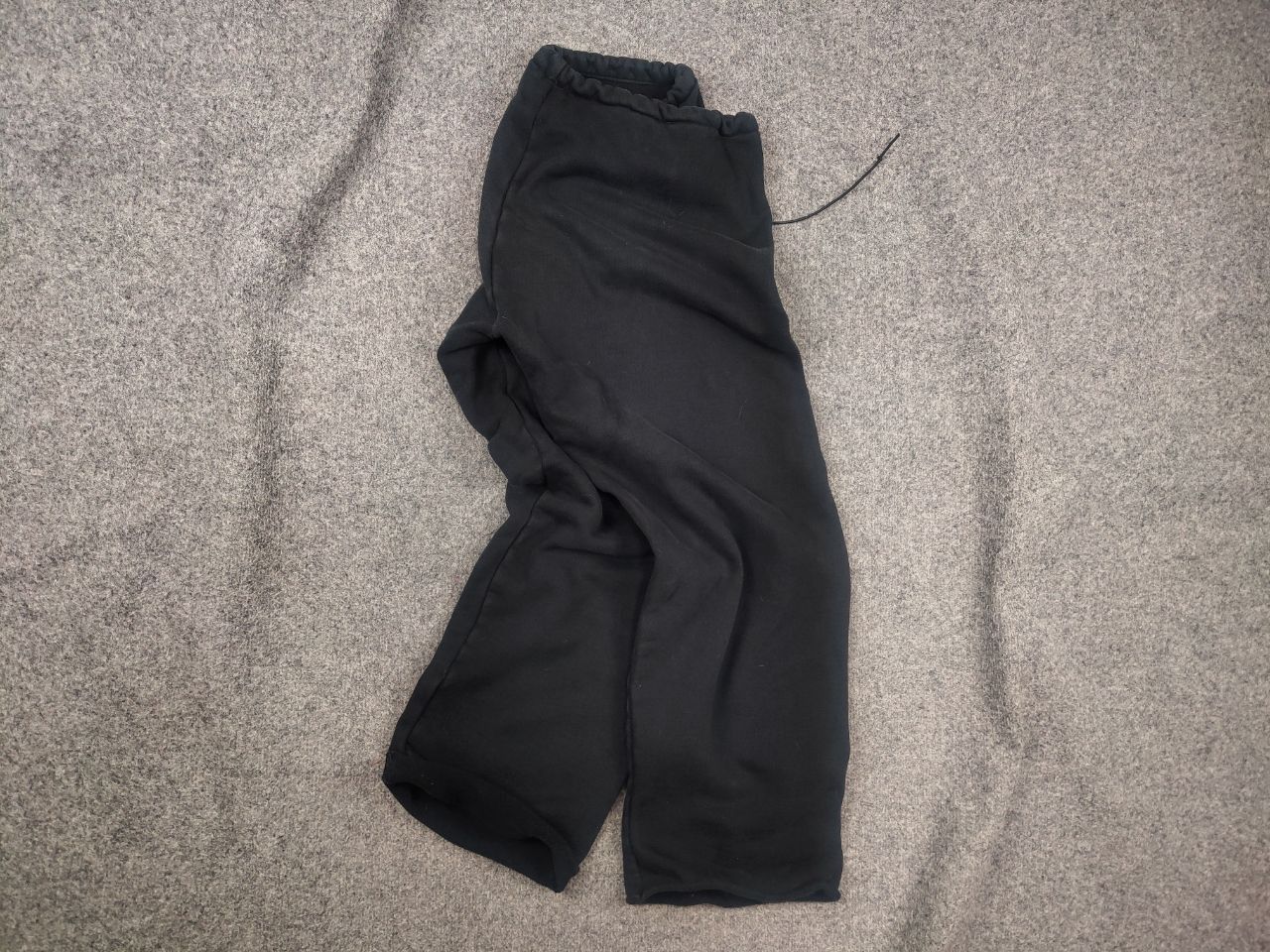 Kanye West Kanye West Yeezy heavyweight sweatpants Black Baggy Pants Size US 34 / EU 50 - 1 Thumbnail