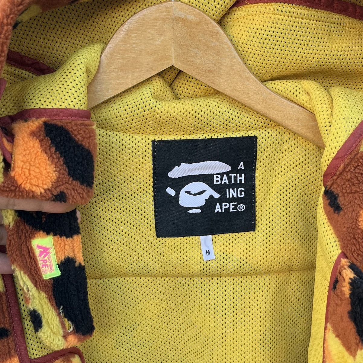 Bape A Bathing Ape BAPE Fleece Duffle Boa Camo Jacket Sz M Size US M / EU 48-50 / 2 - 3 Thumbnail