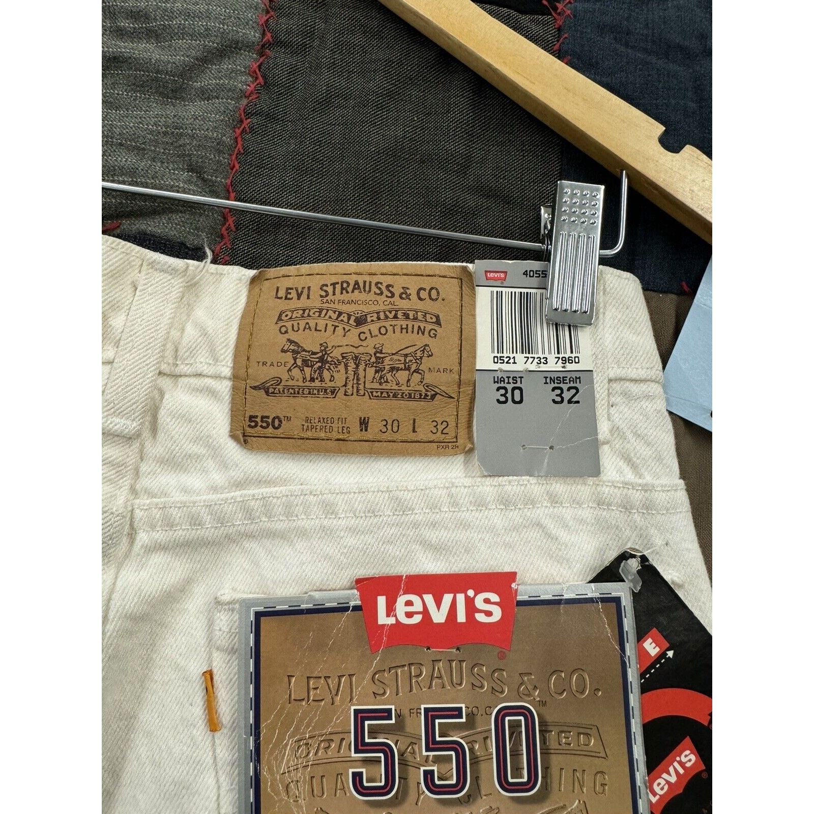 Levi's VTG Deadstock 90s White Levi's 550 Leg Jeans W30 X L32 Size US 30 / EU 46 - 7 Thumbnail