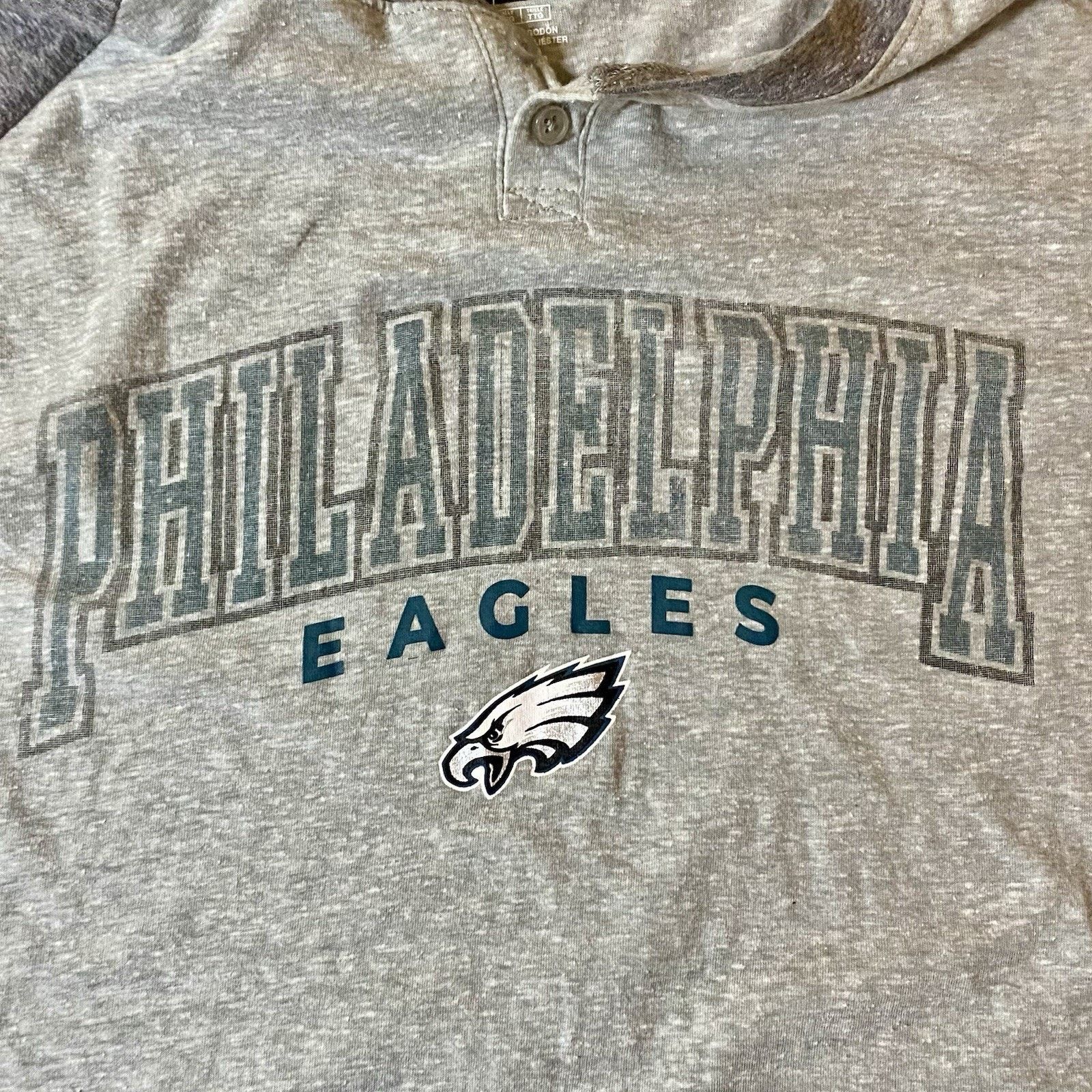 NFL Philadelphia Eagles men’s XXL Long Sleeve Shirt Football Size US XL / EU 56 / 4 - 5 Thumbnail