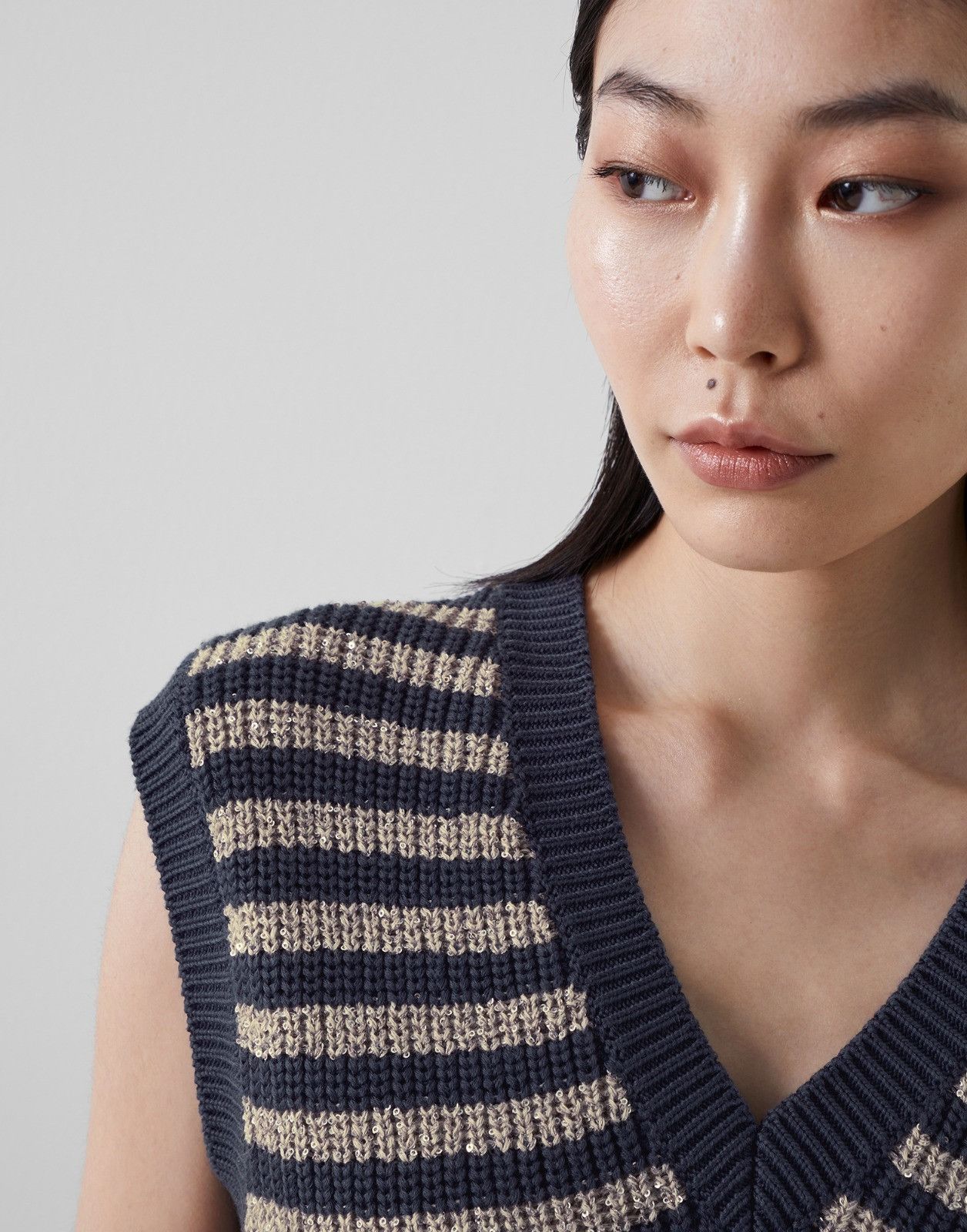 Brunello Cucinelli o1la1rc1a0225 Knitted Vest in Beige/Blue Size XL / US 12-14 / IT 48-50 - 4 Thumbnail