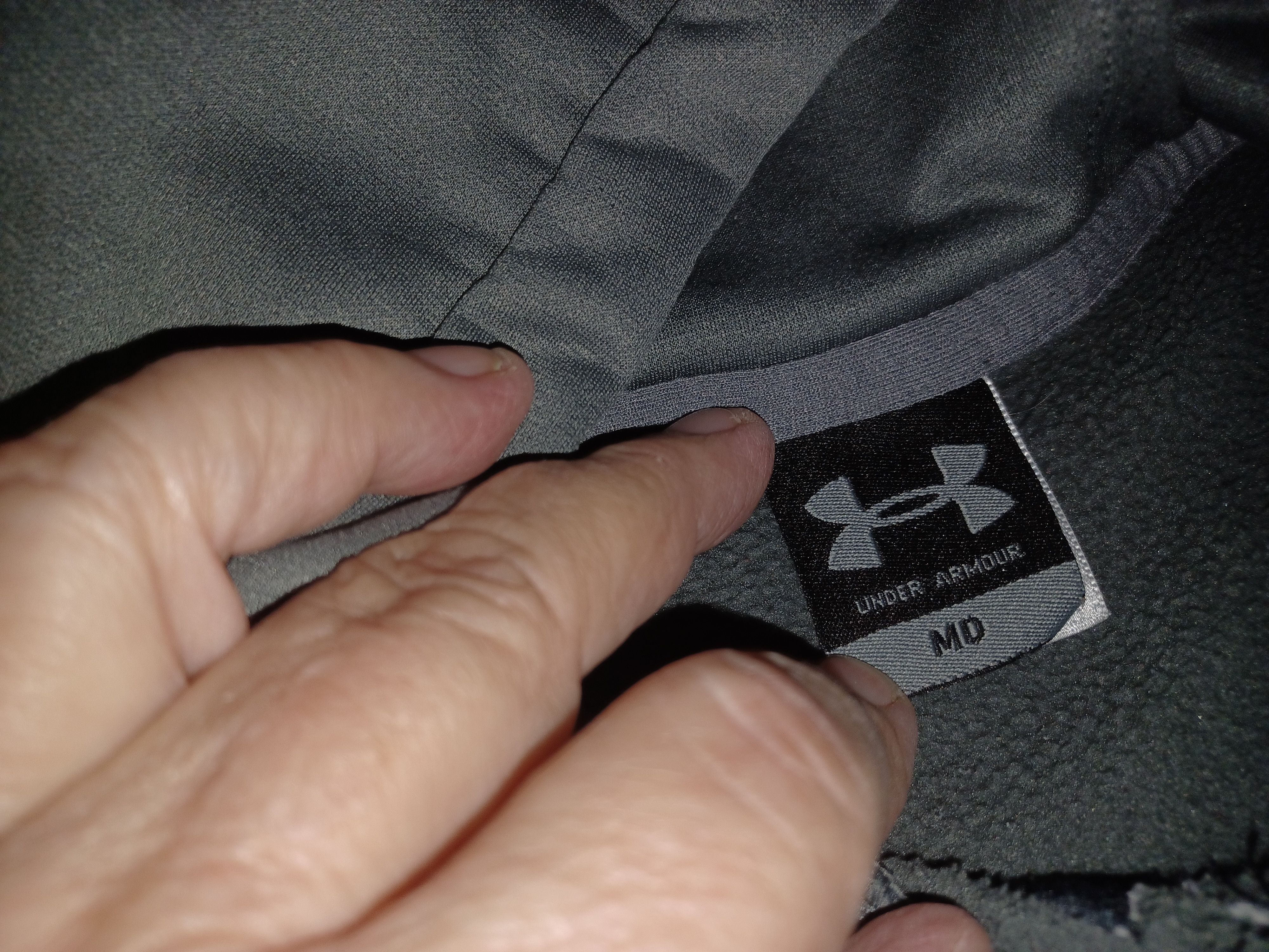 Under Armour Under Armour Hooded Sweat Shirt Medium Gray & Black Size US M / EU 48-50 / 2 - 5 Thumbnail